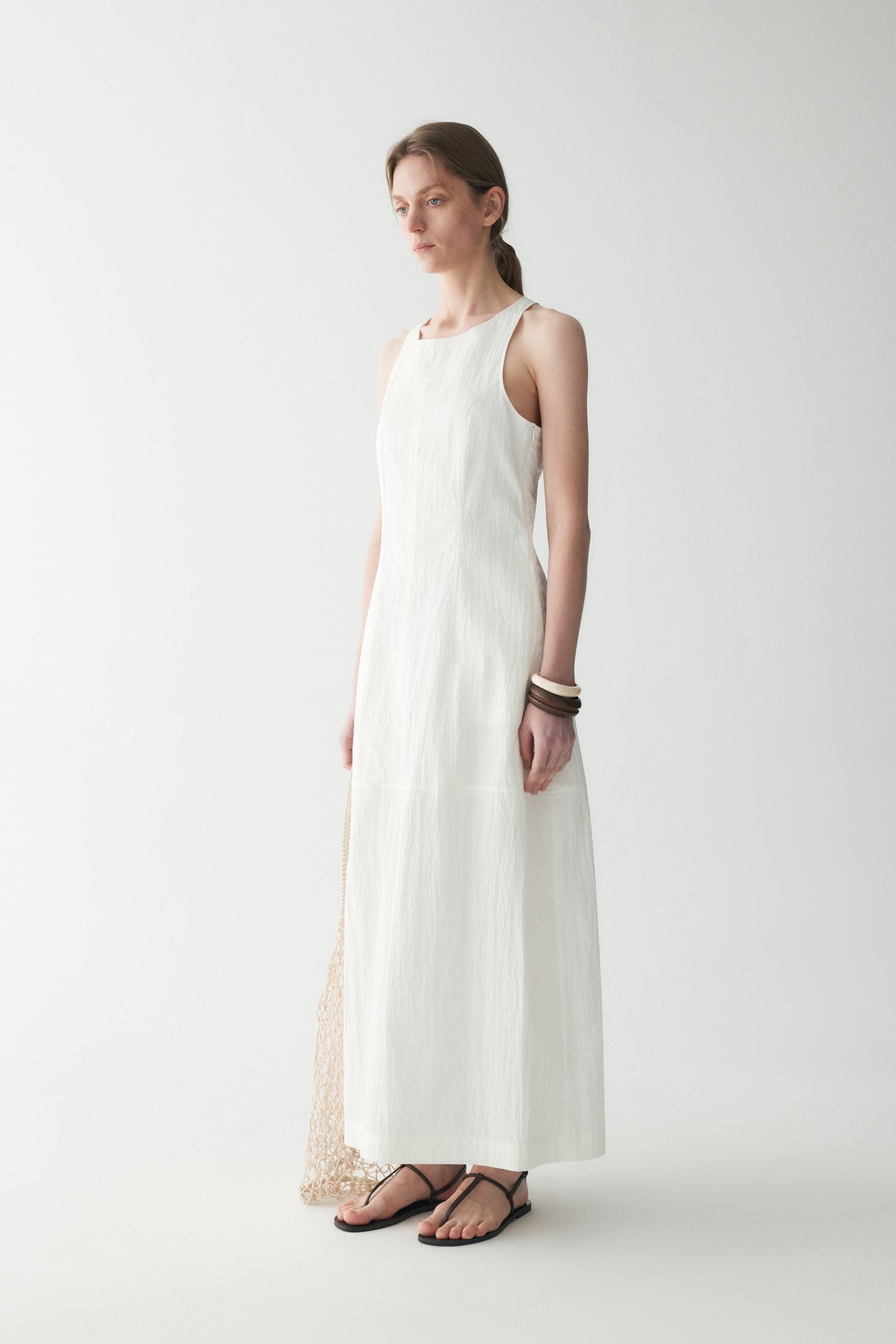#color_off white