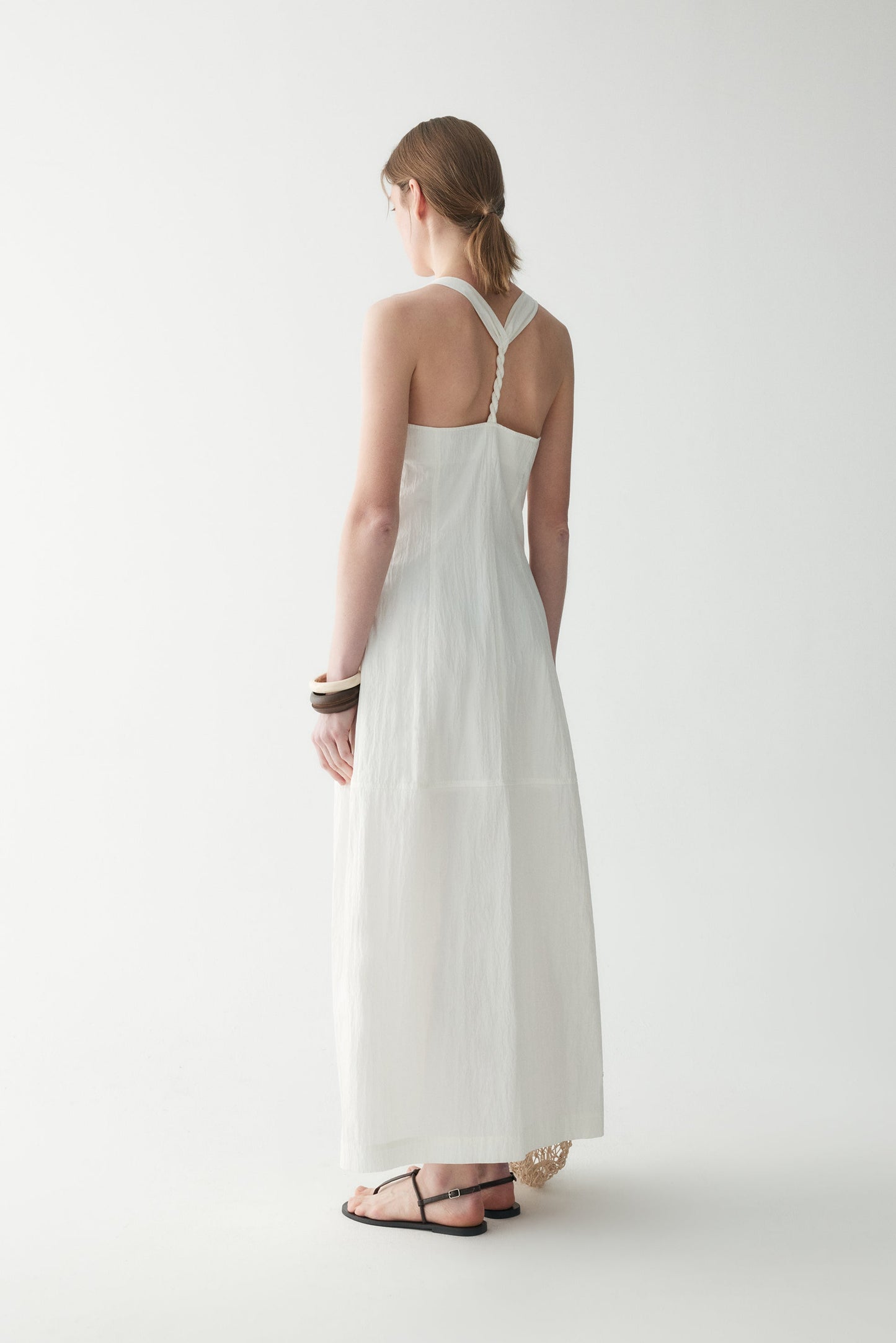 #color_off white