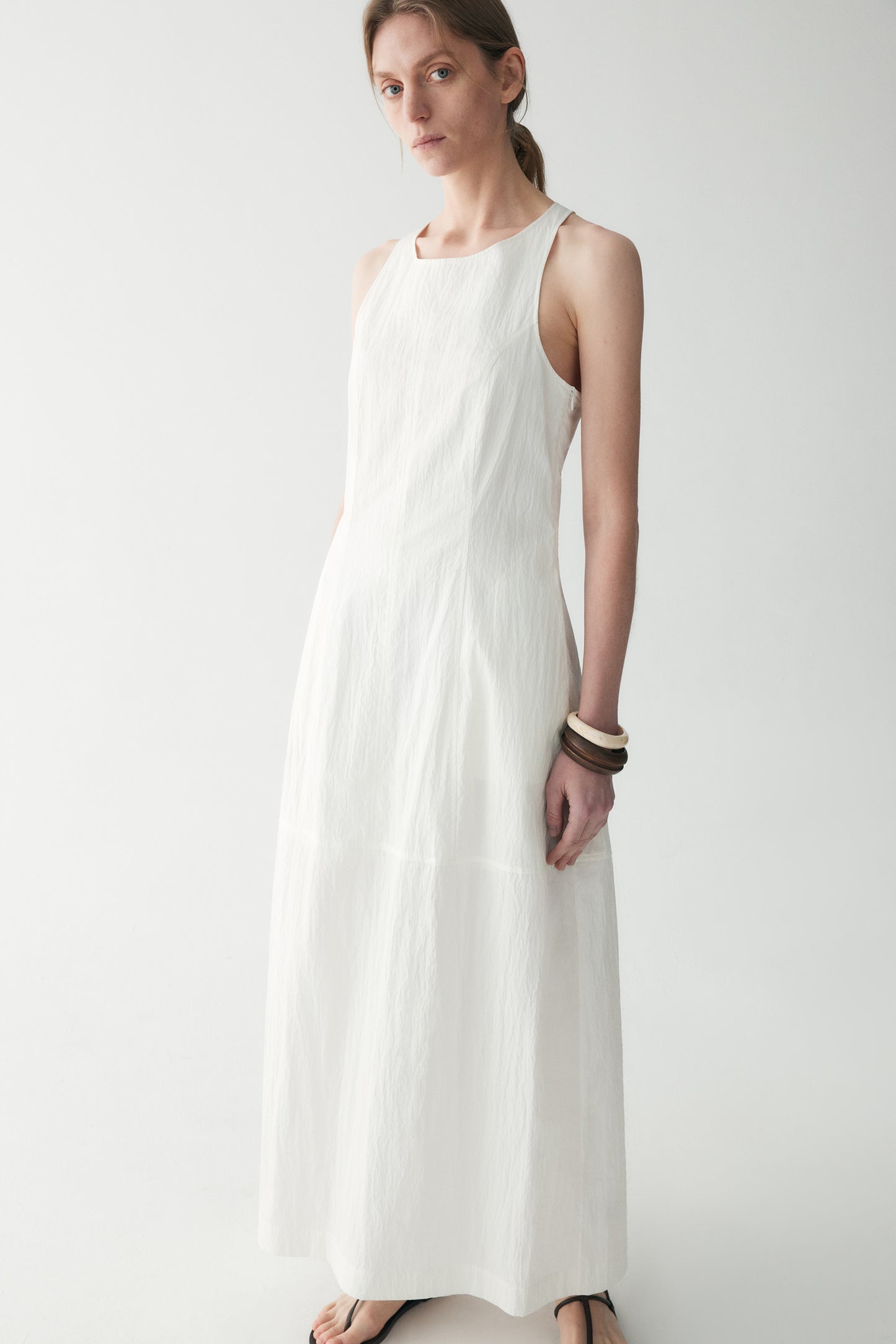 #color_off white