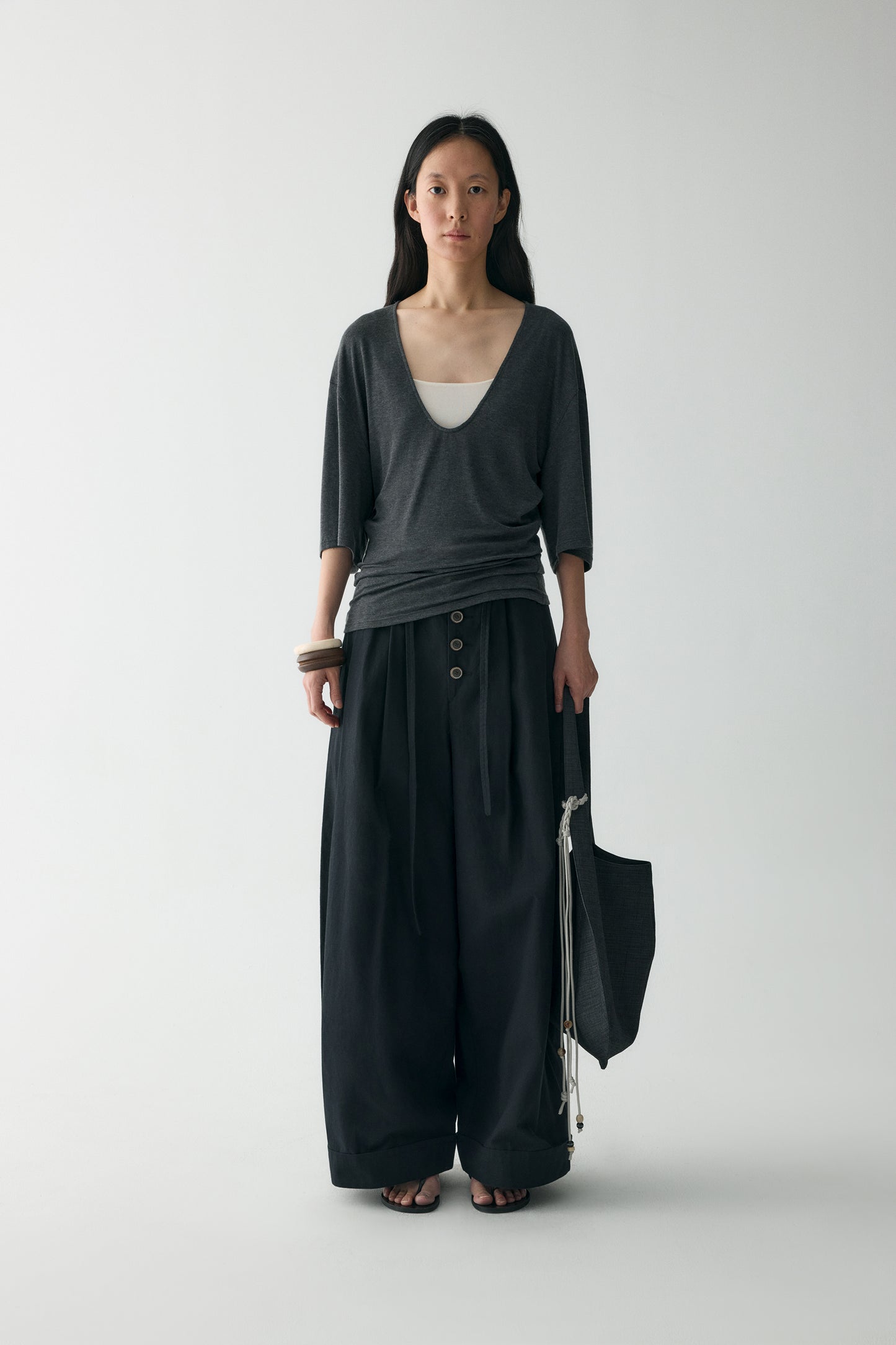 #color_black ash
