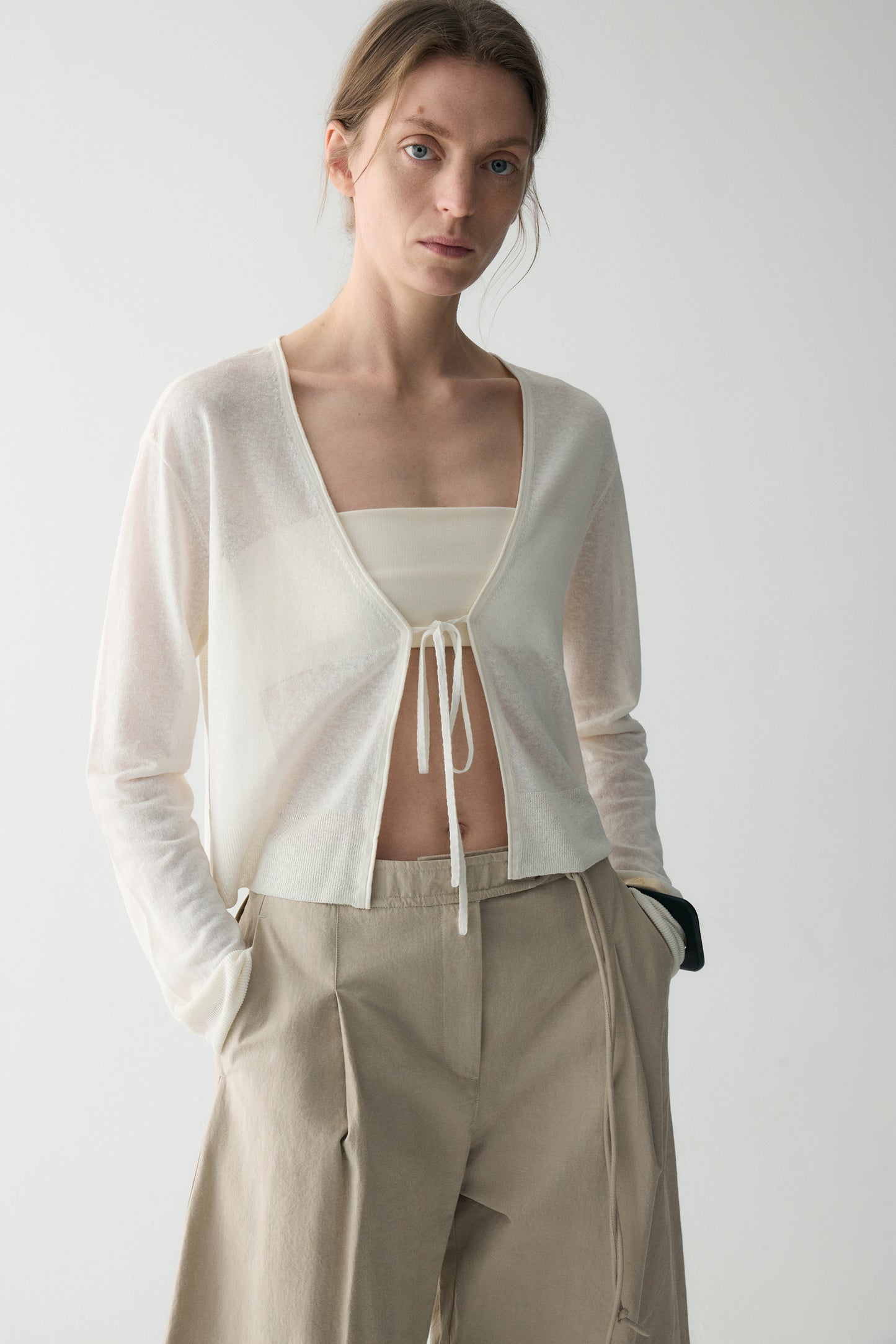 #color_off white