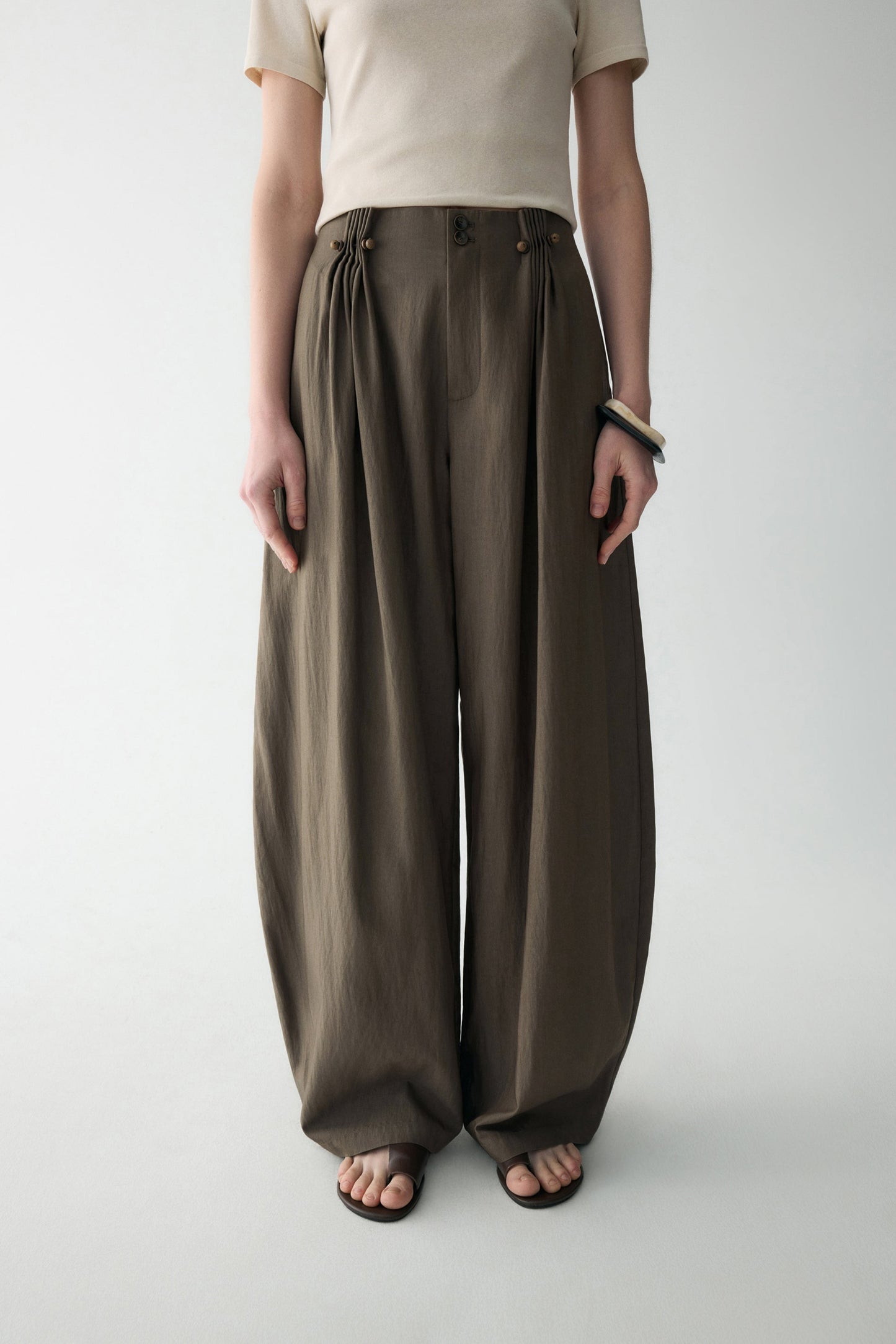 #color_raw umber