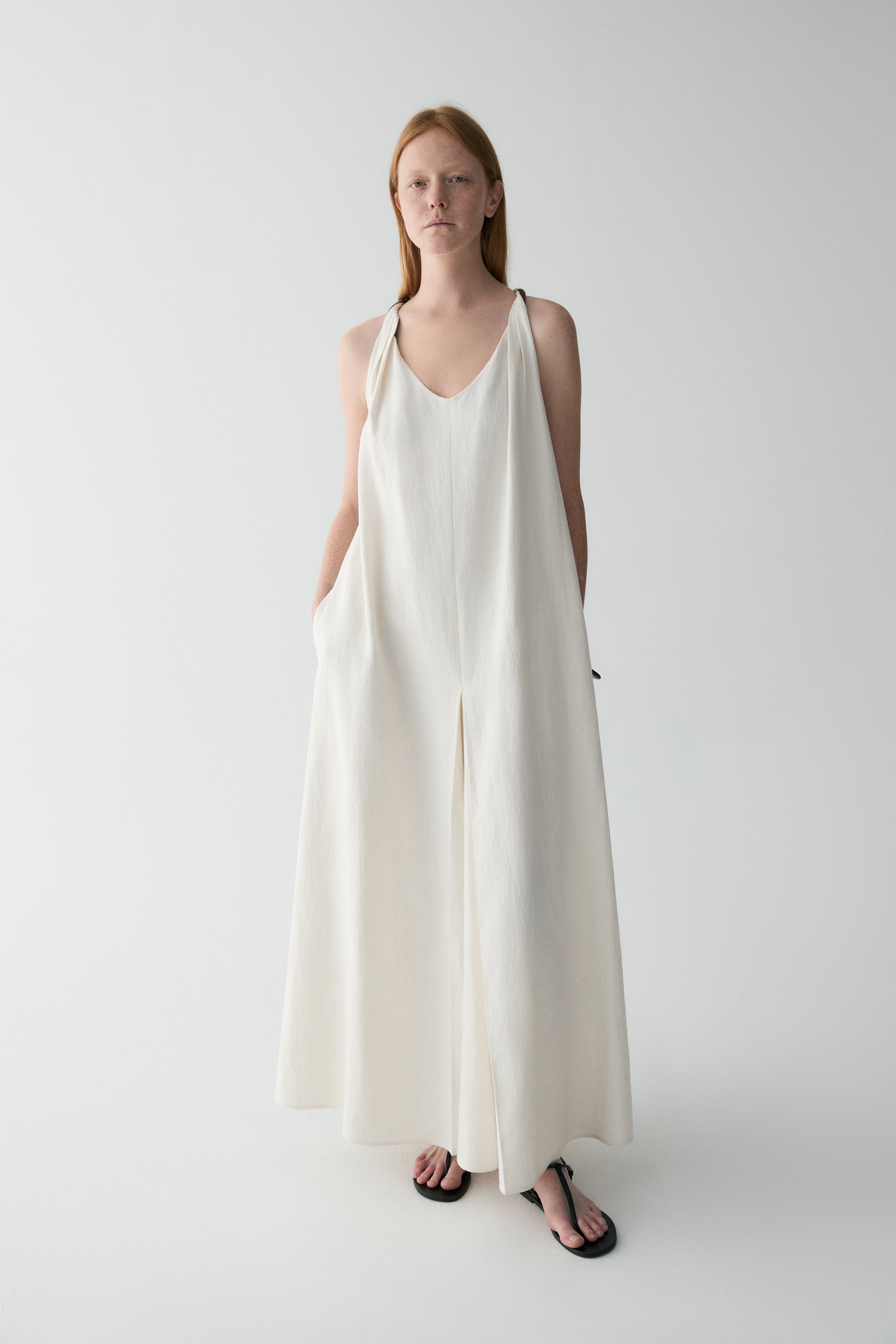 #color_off white