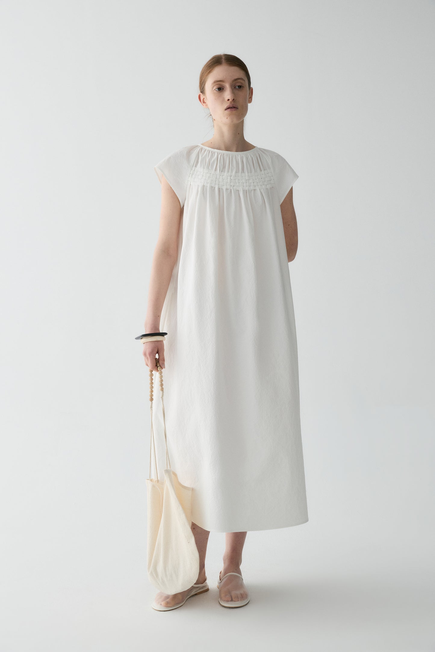 #color_off white