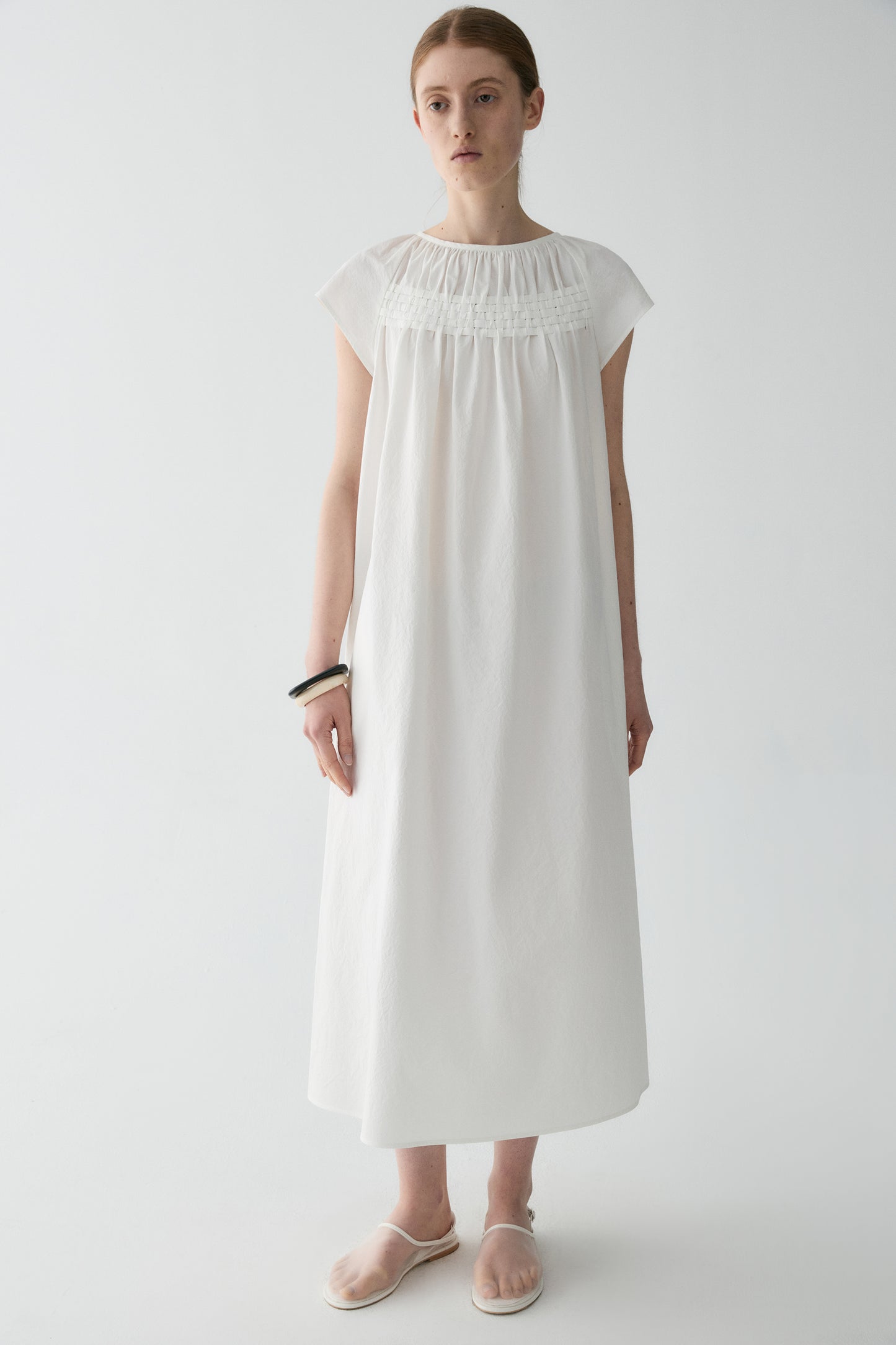 #color_off white