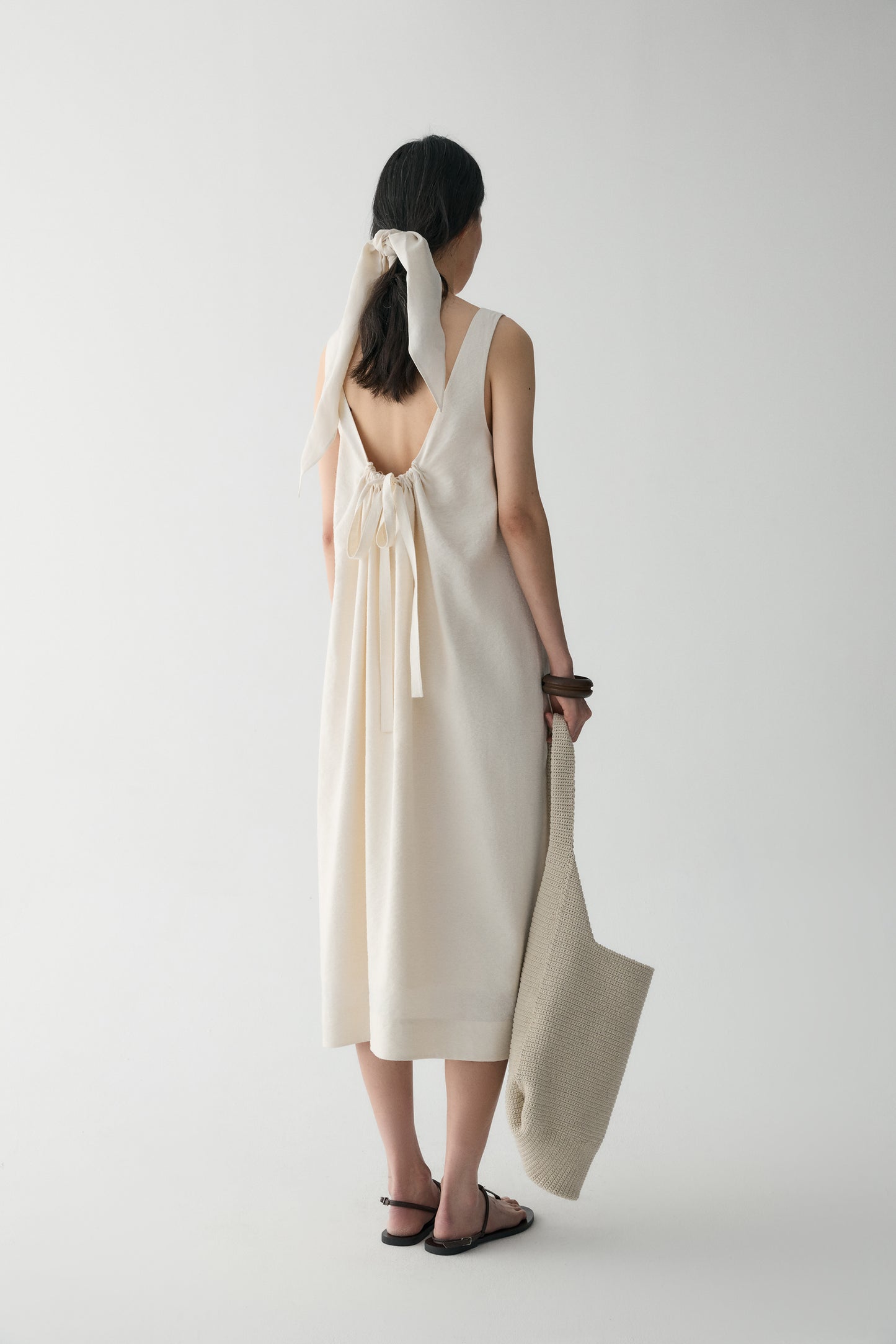 #color_off white