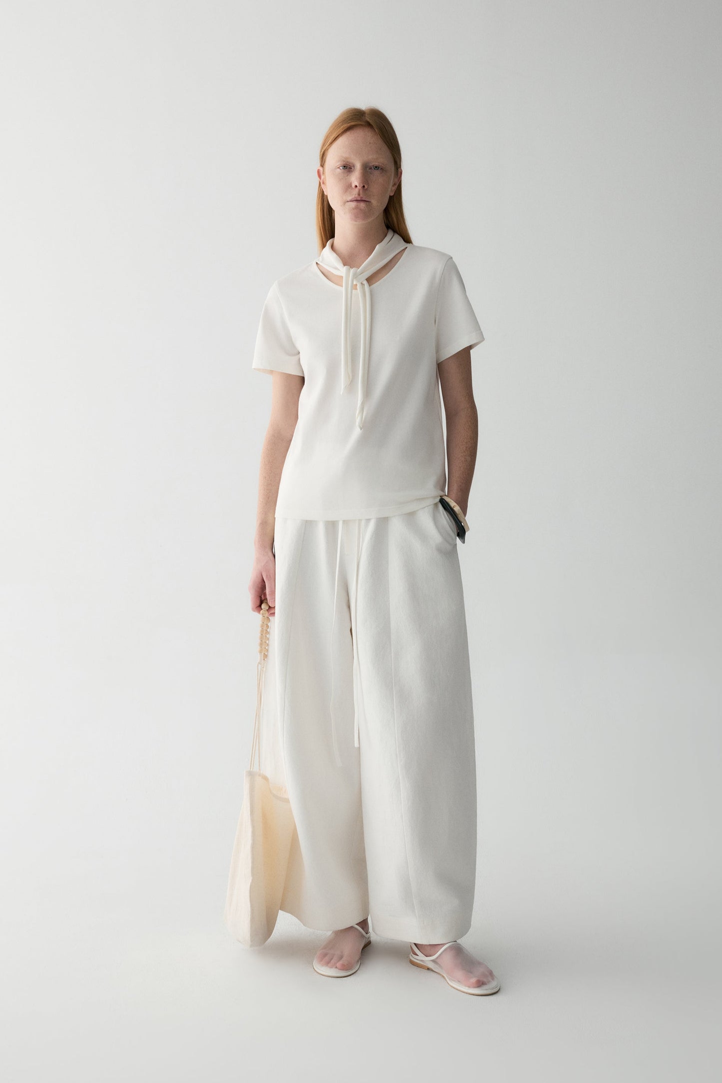 #color_off white