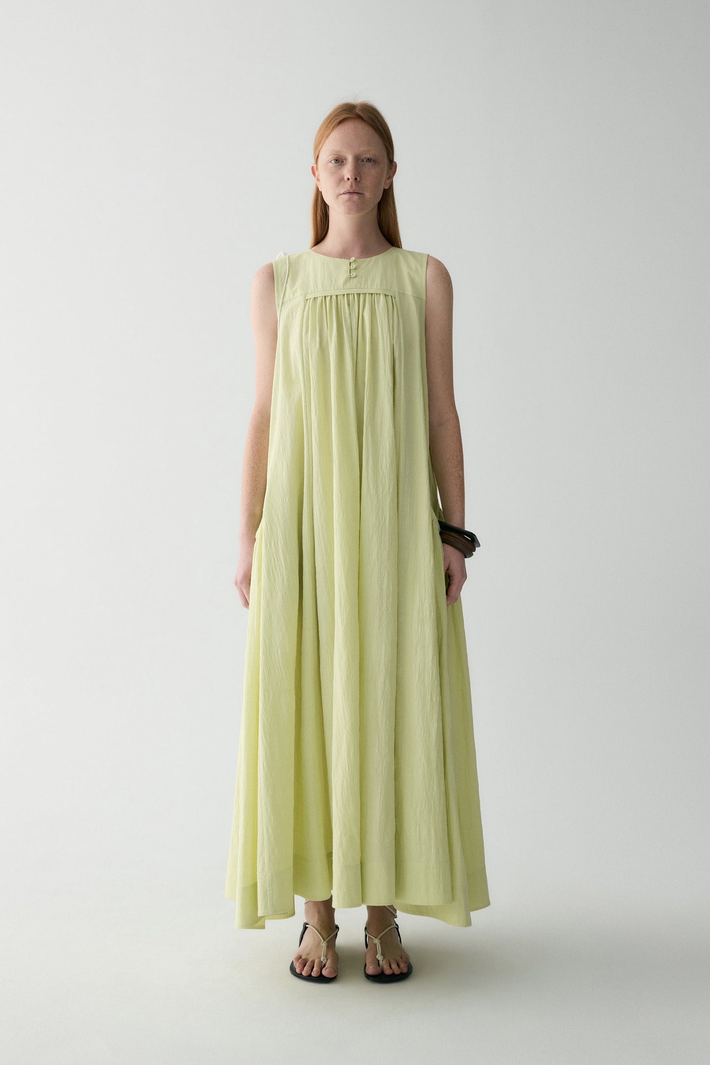 #color_Ivory