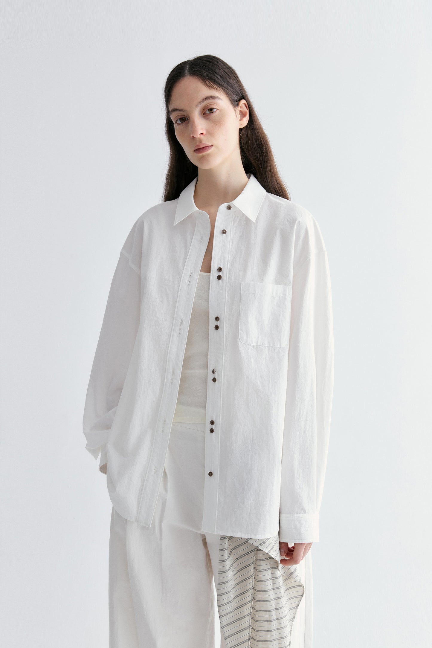 #color_off white