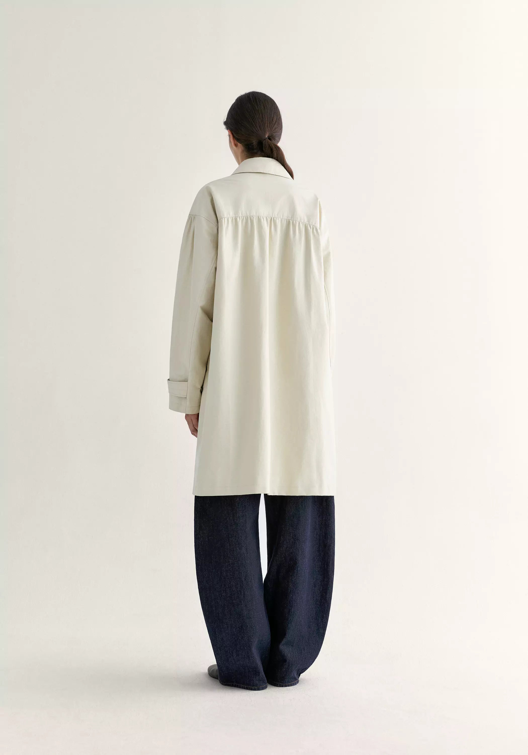 #color_cream white