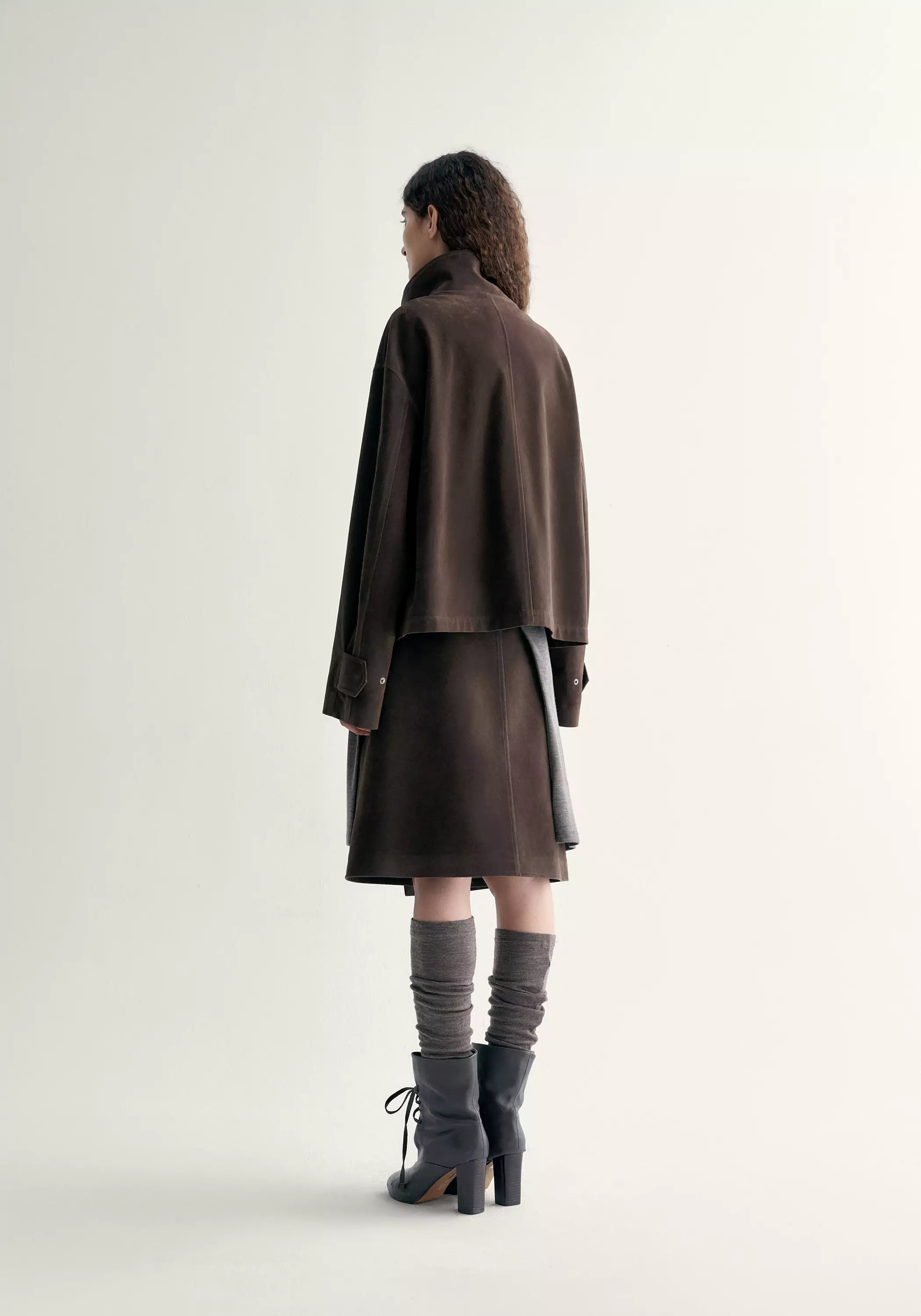 #color_raw umber
