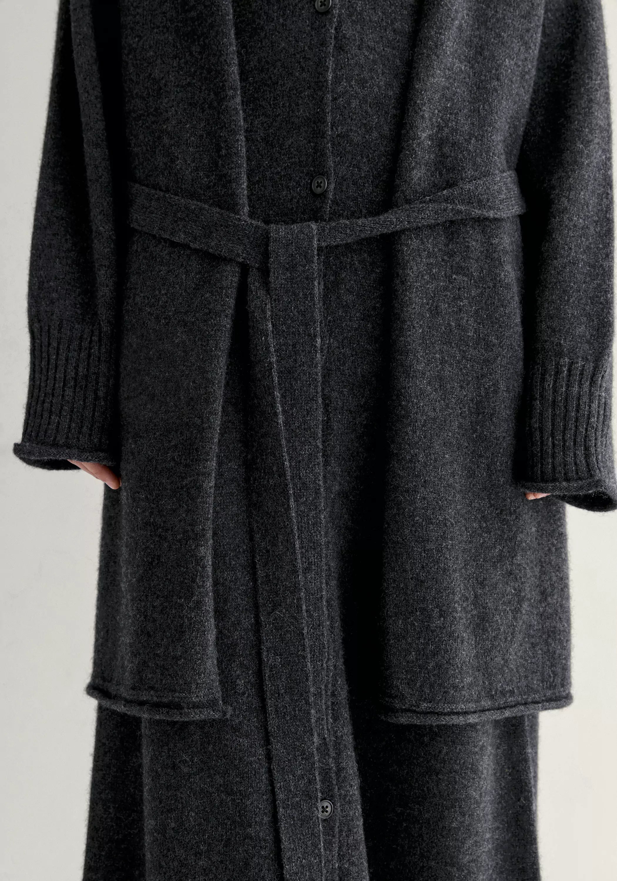 #color_dark gray