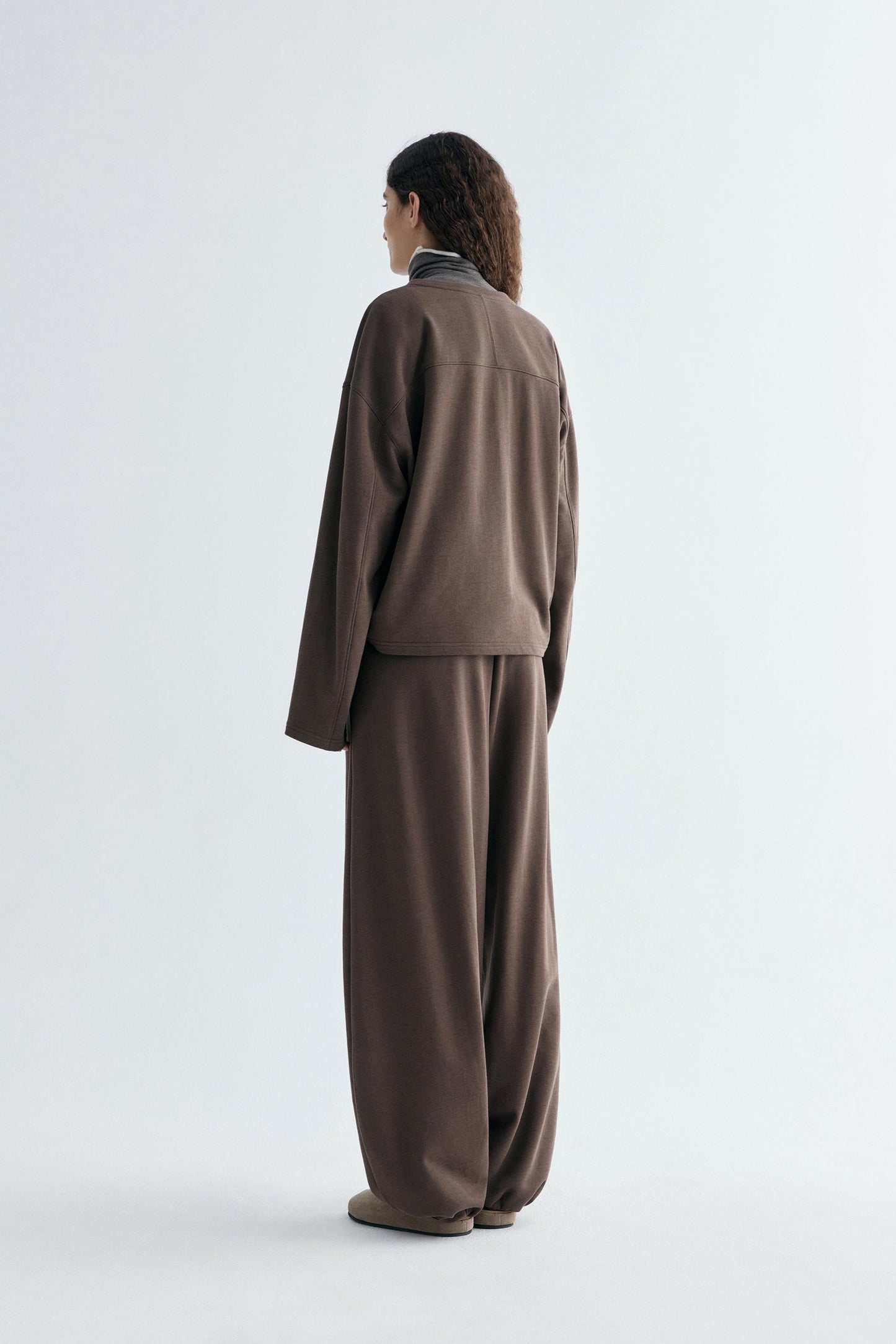 #color_raw umber