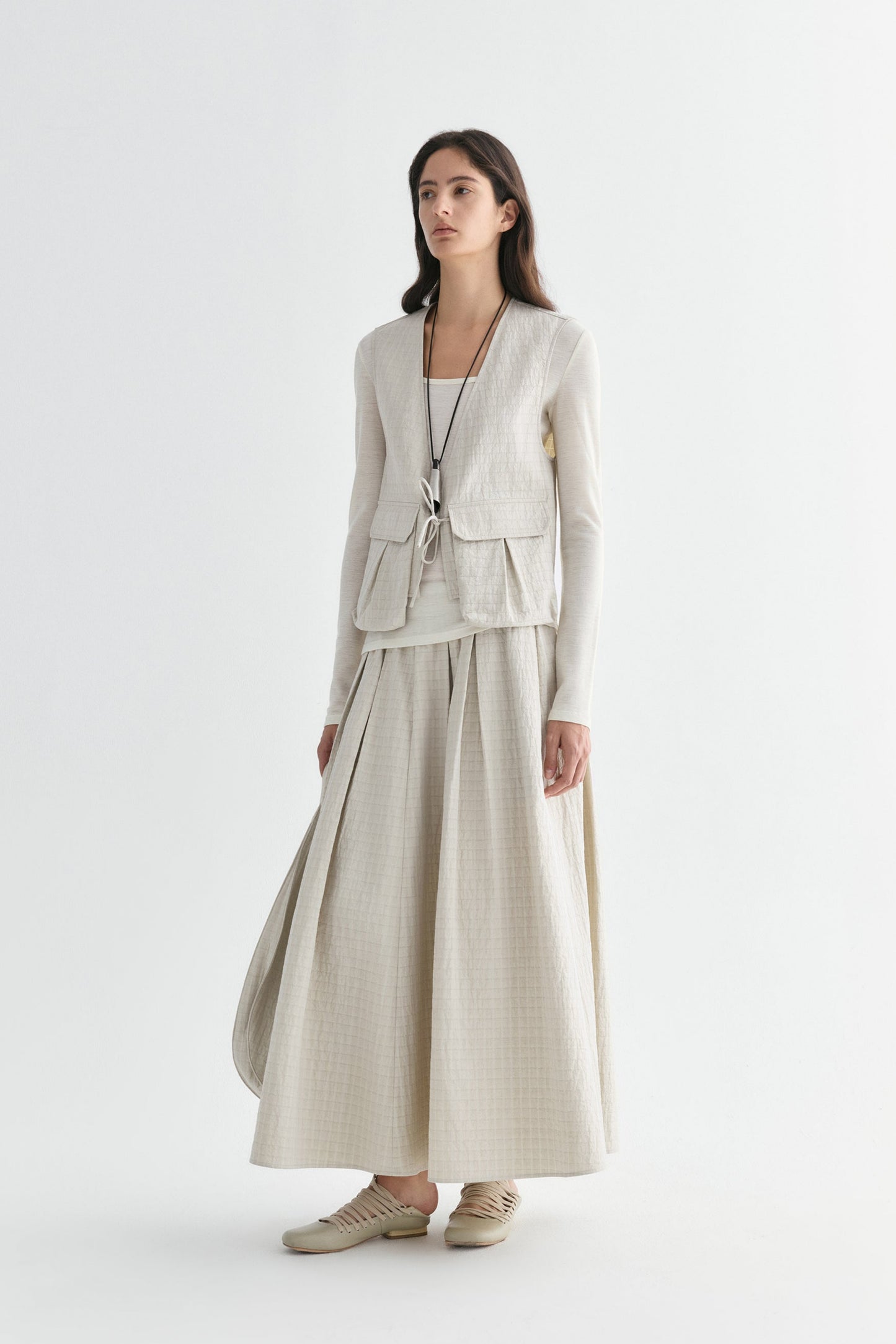 #color_off white