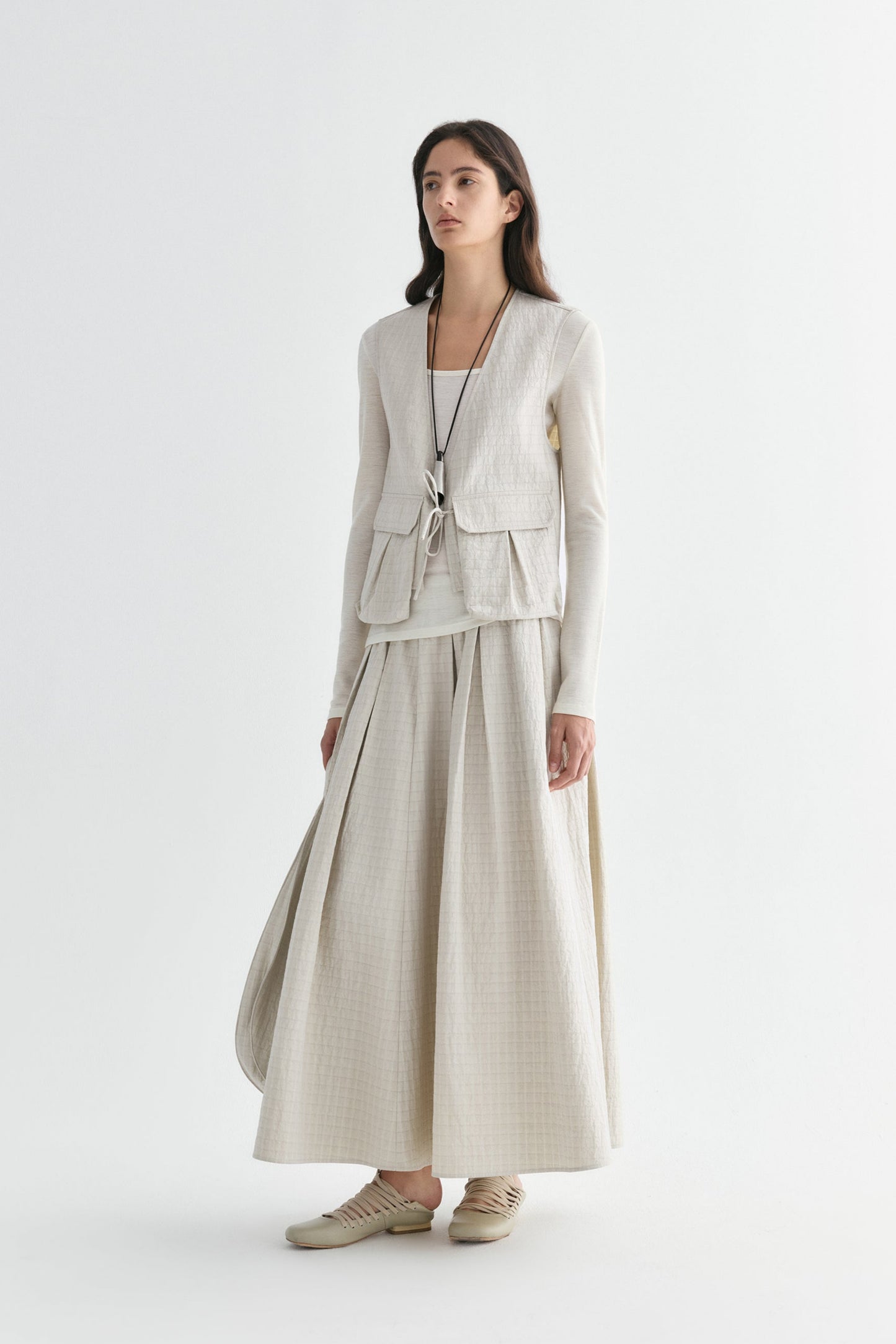 #color_off white