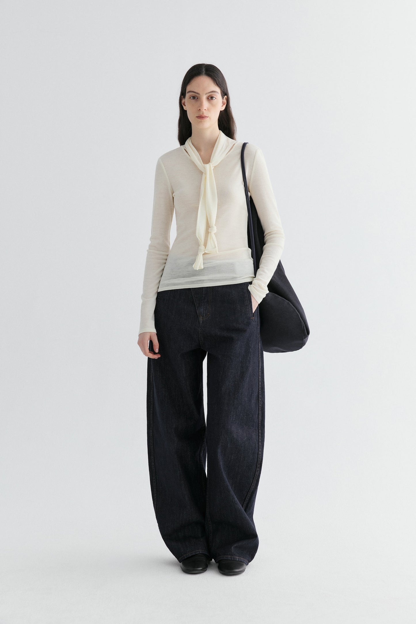 #color_off white