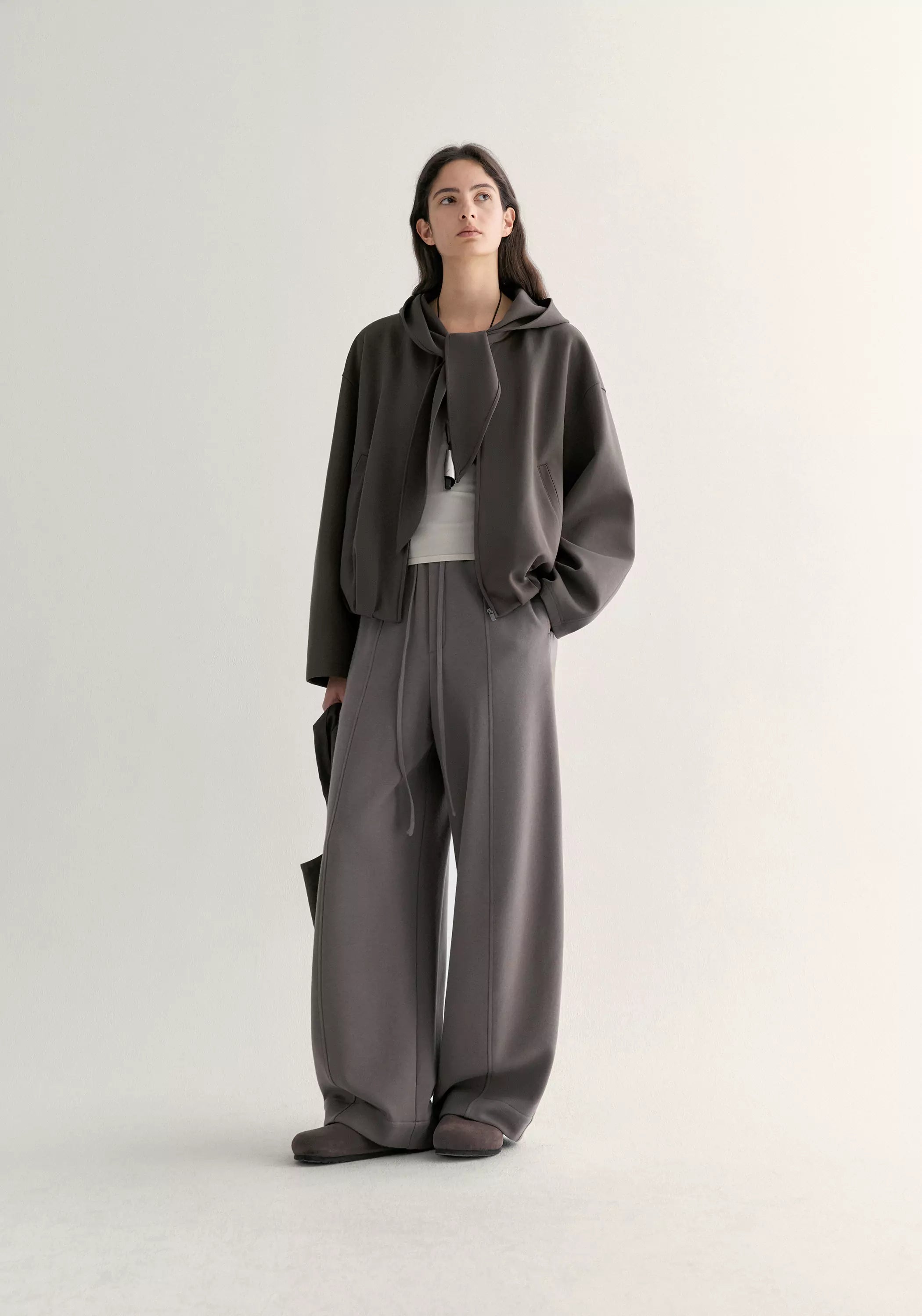 #color_mid gray