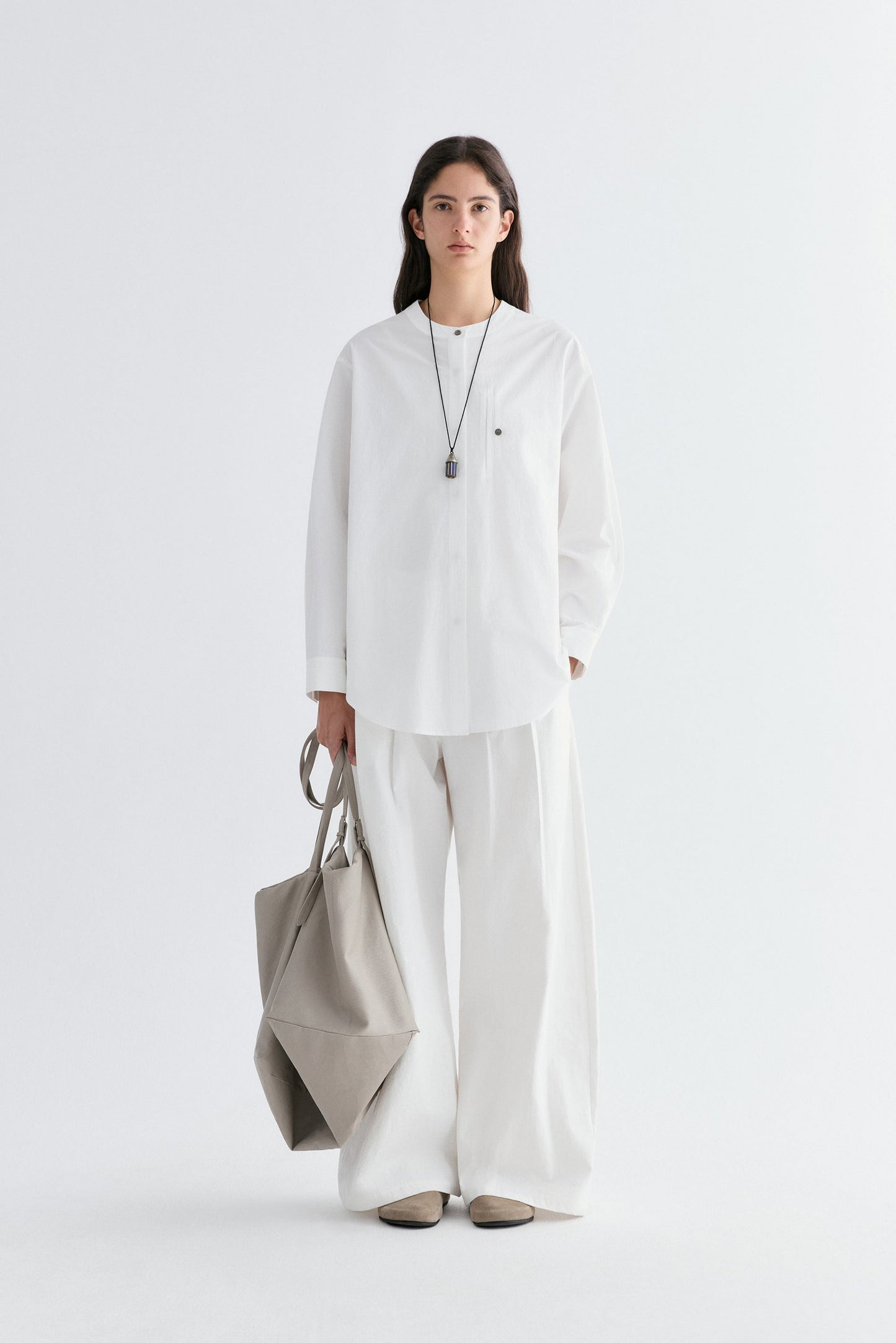 #color_off white