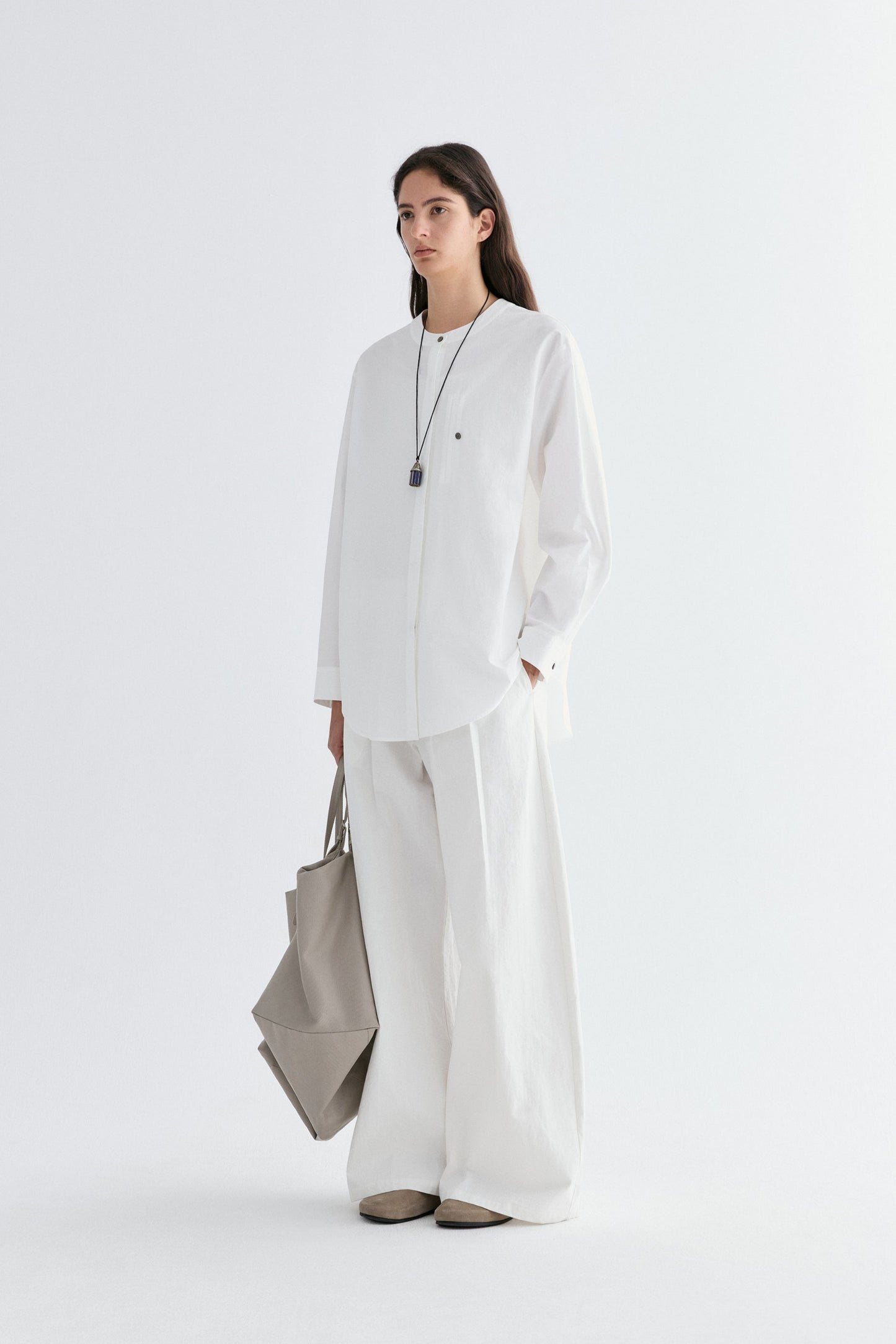 #color_off white