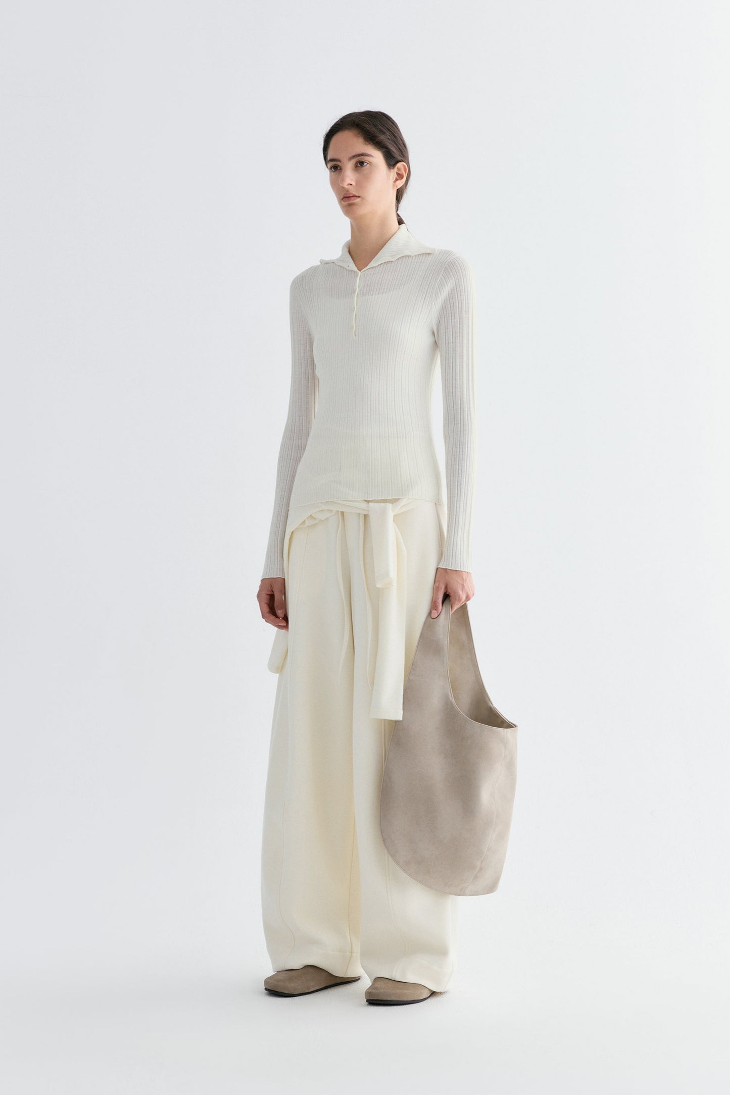#color_cream white