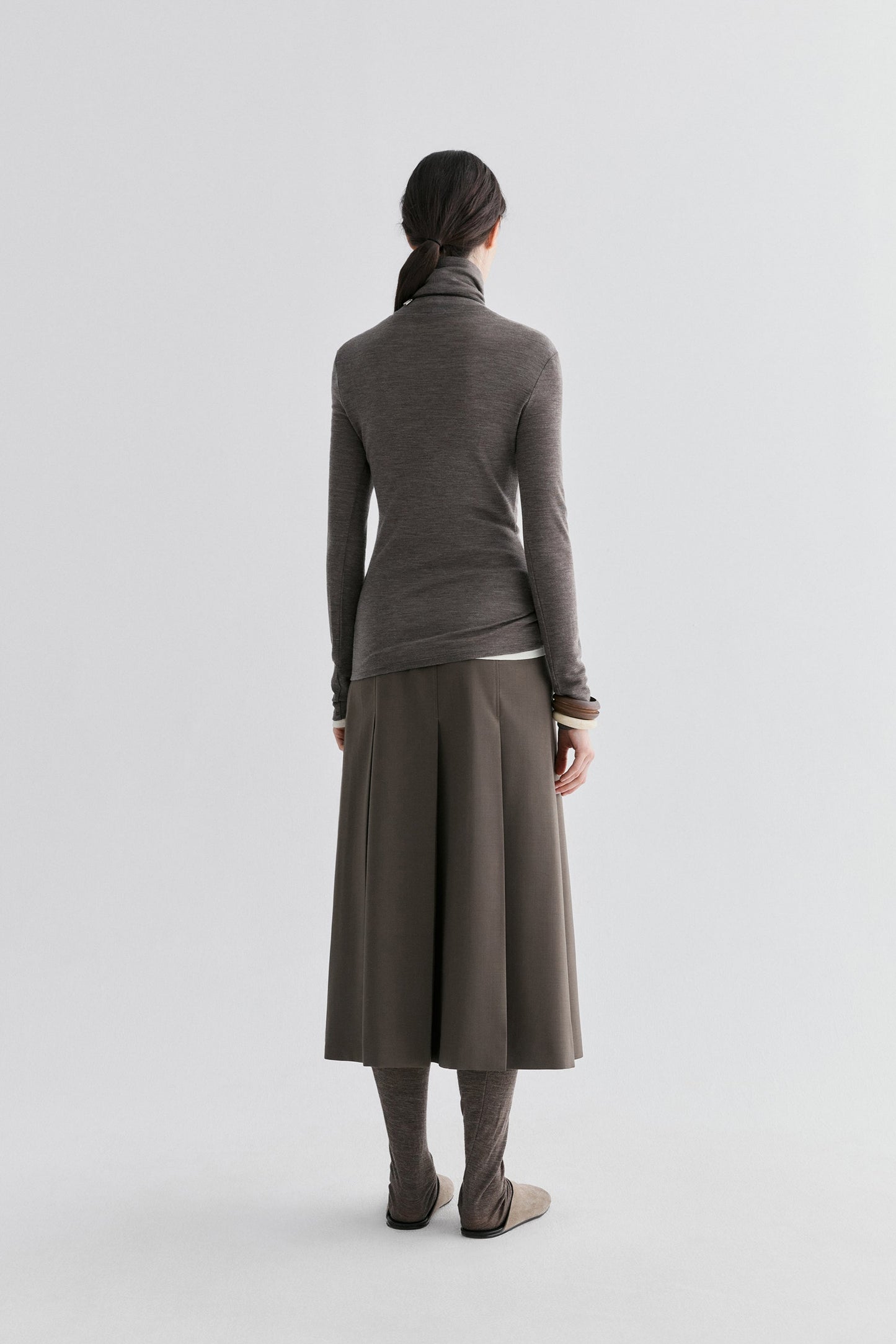 #color_raw umber