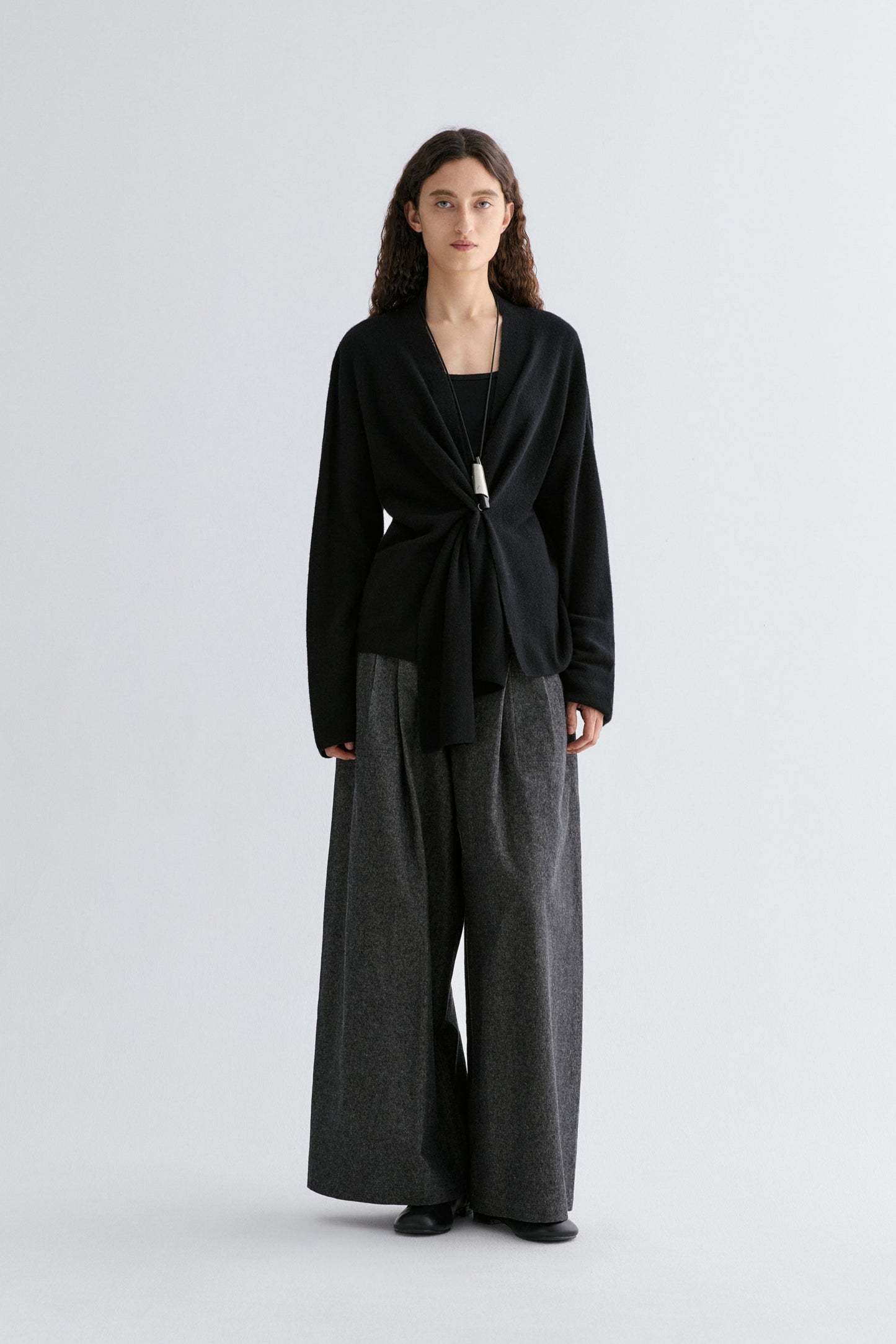 Twist-knot Knitted Cardigan