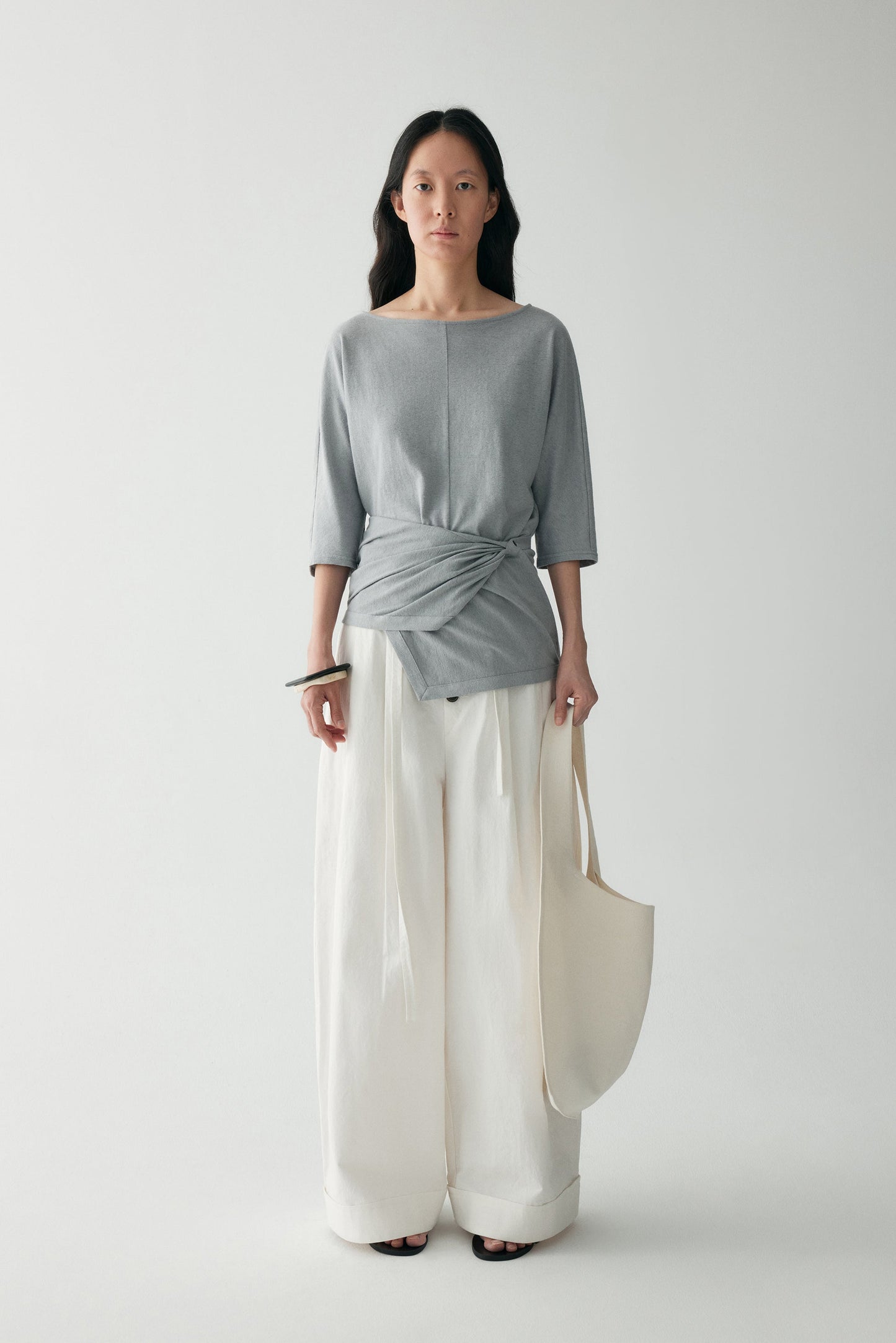 #color_mid gray