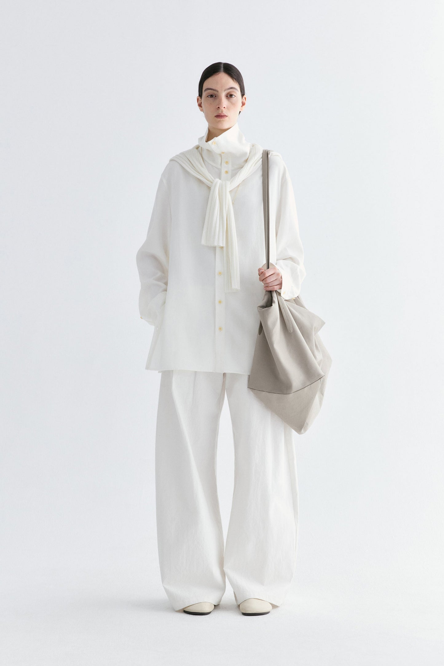 #color_off white