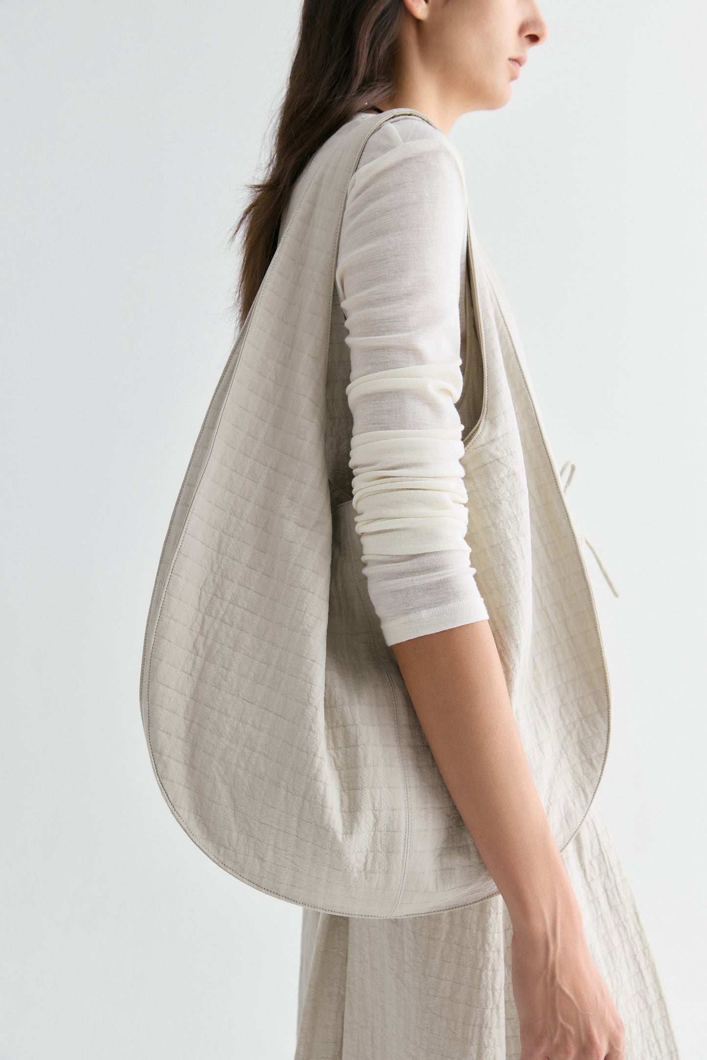 #color_off white
