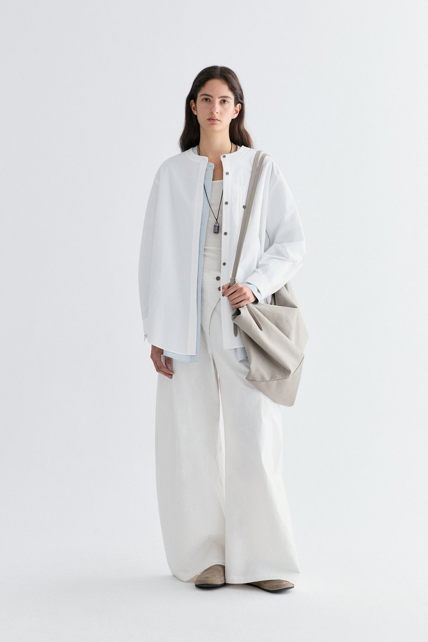 #color_off white