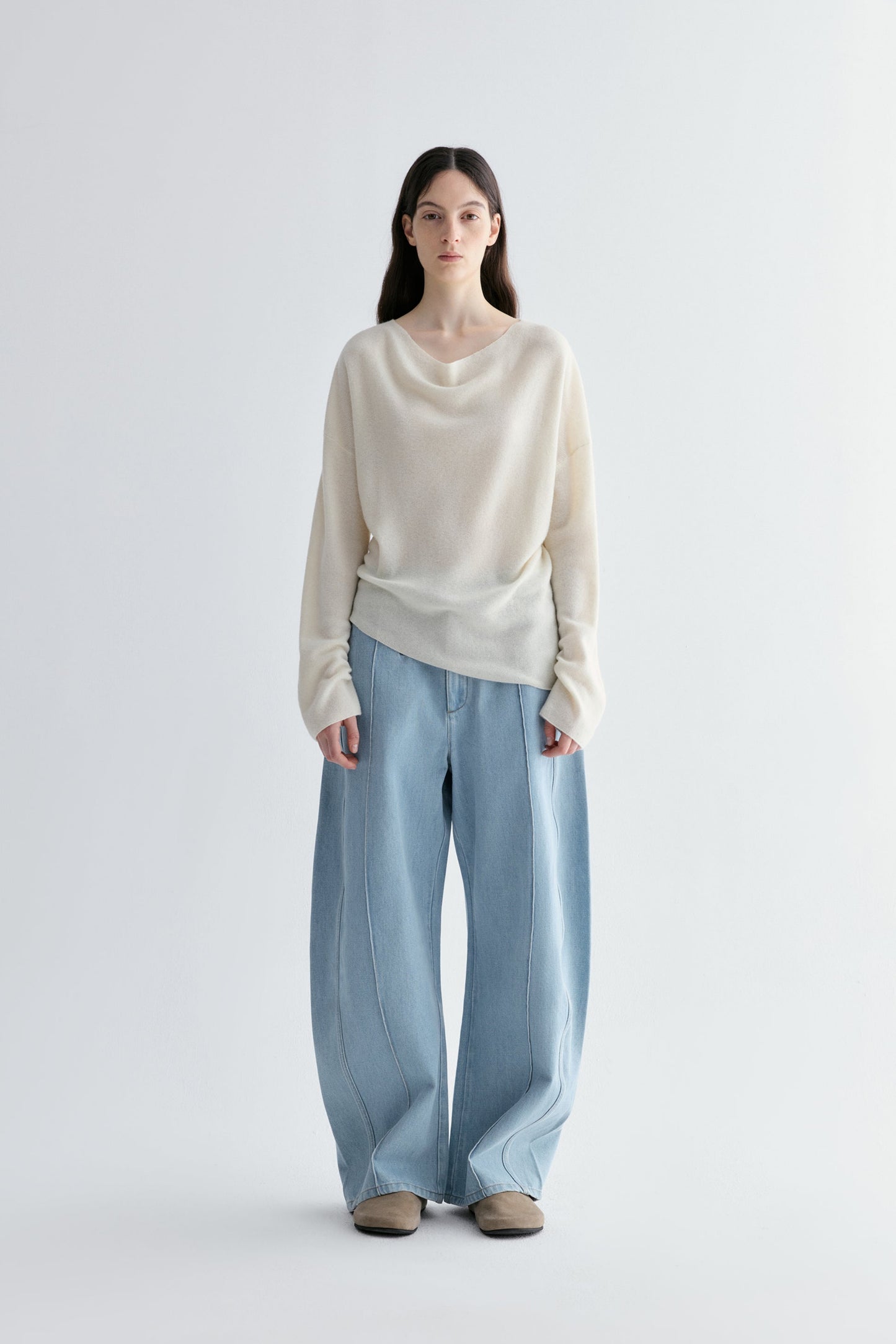 #color_off white