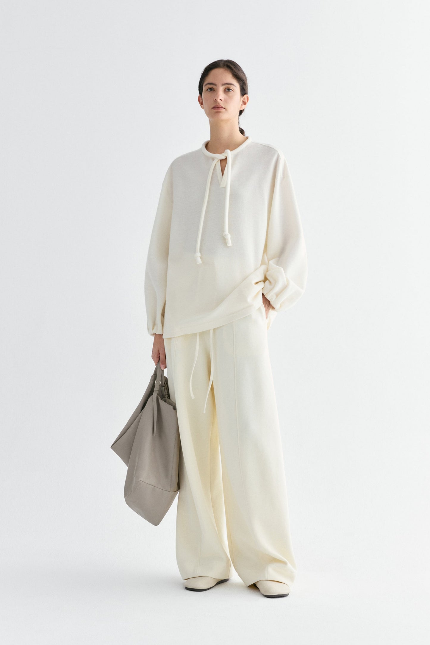 #color_off white
