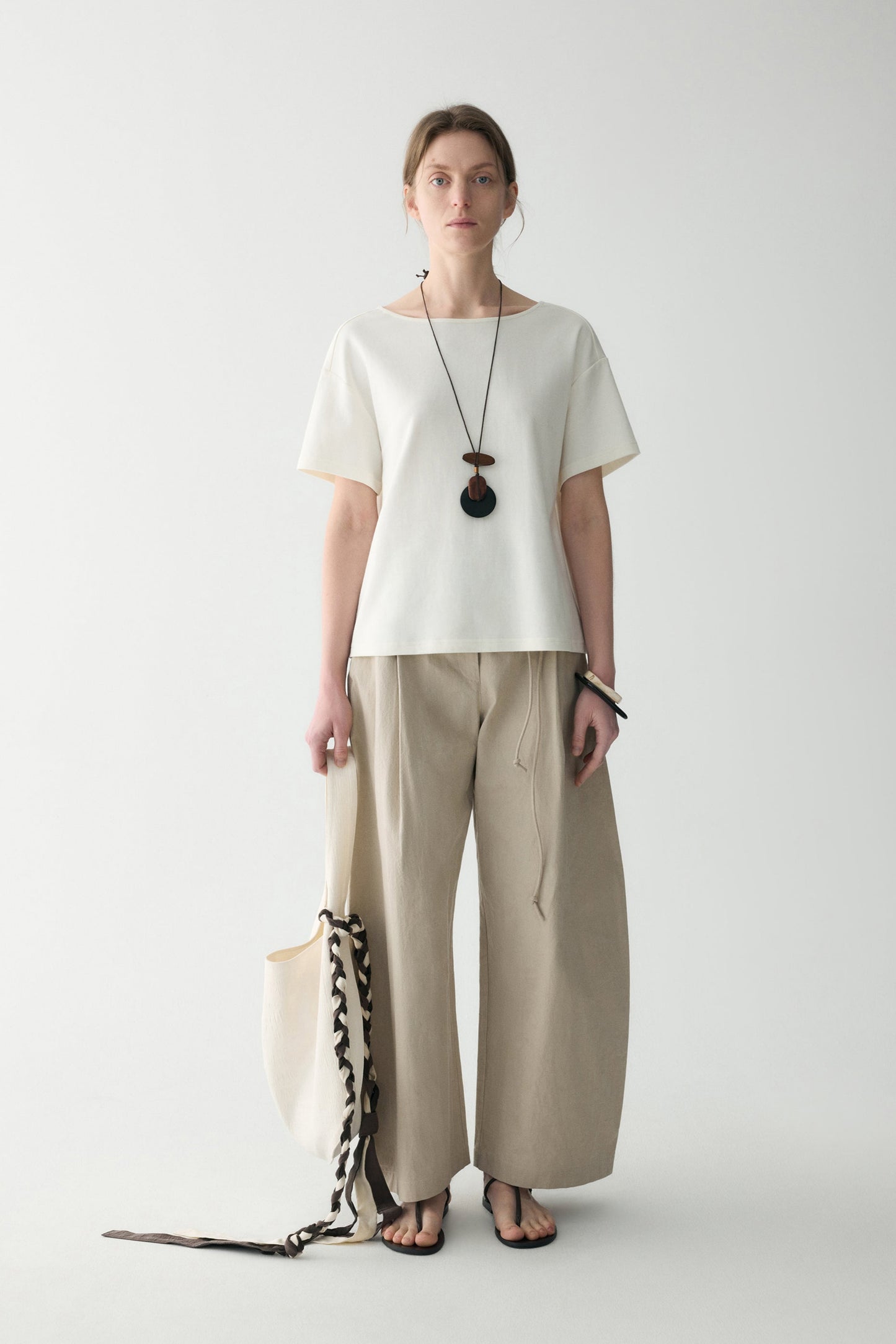 #color_off white