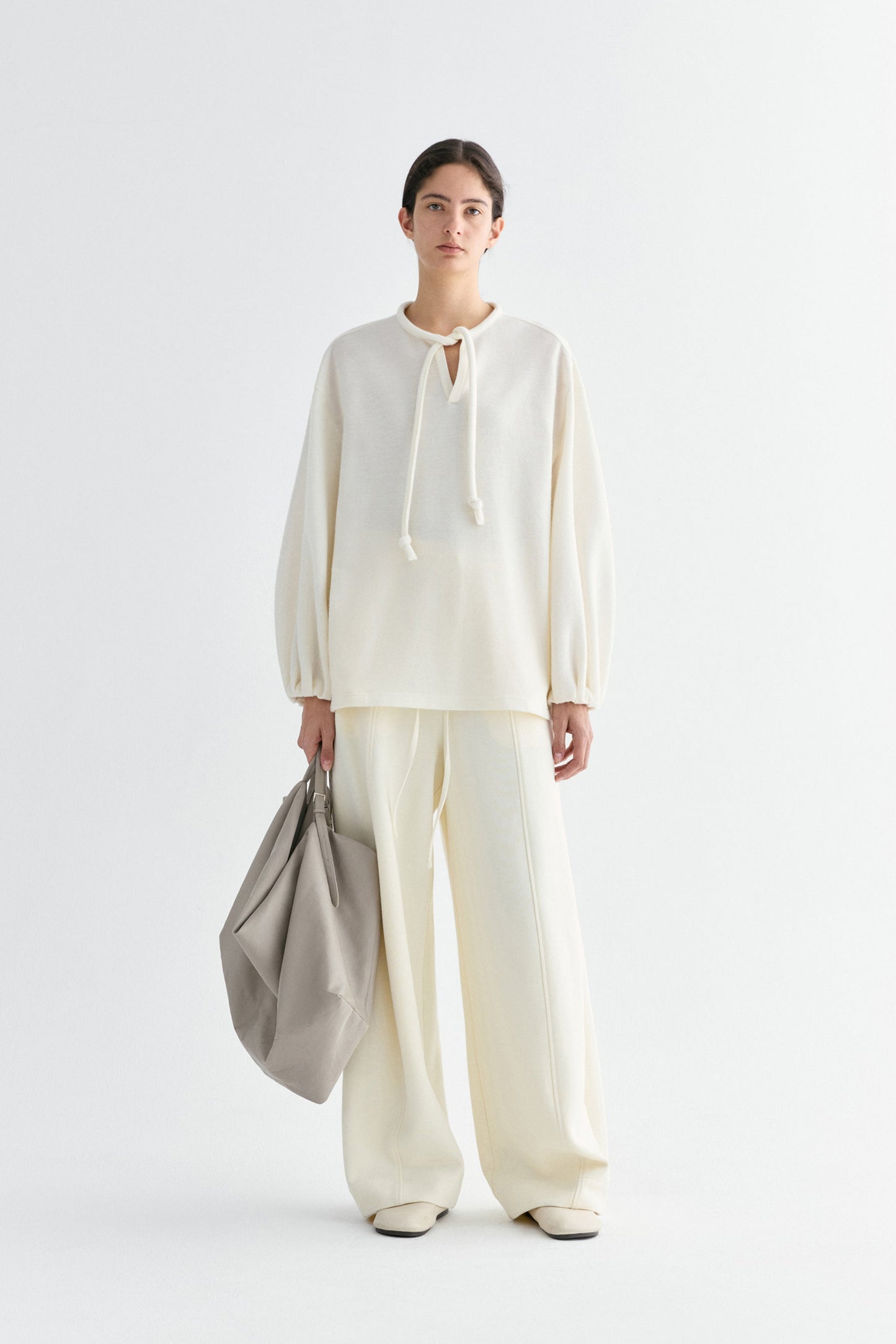 #color_cream white