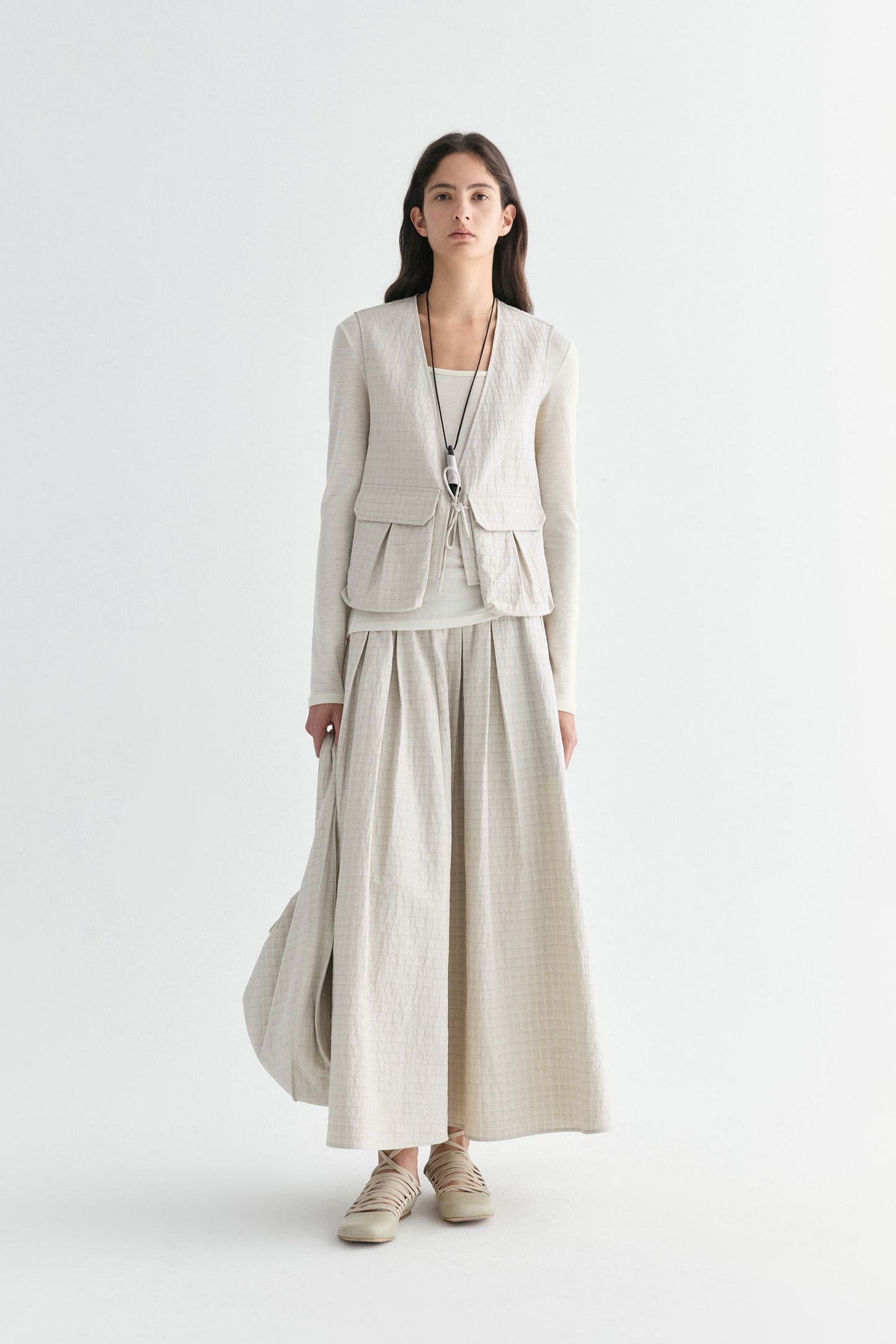 #color_off white