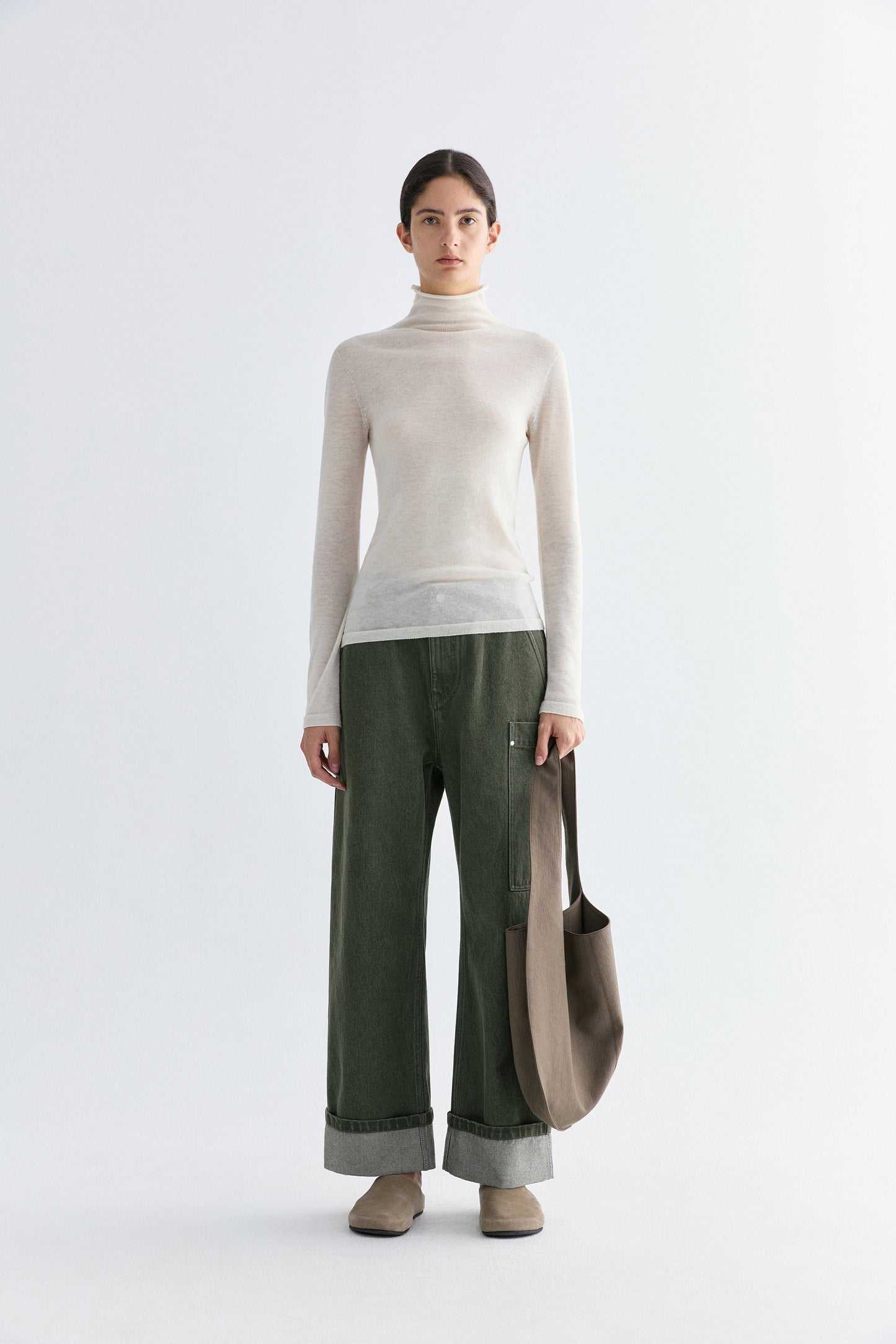 #color_off white