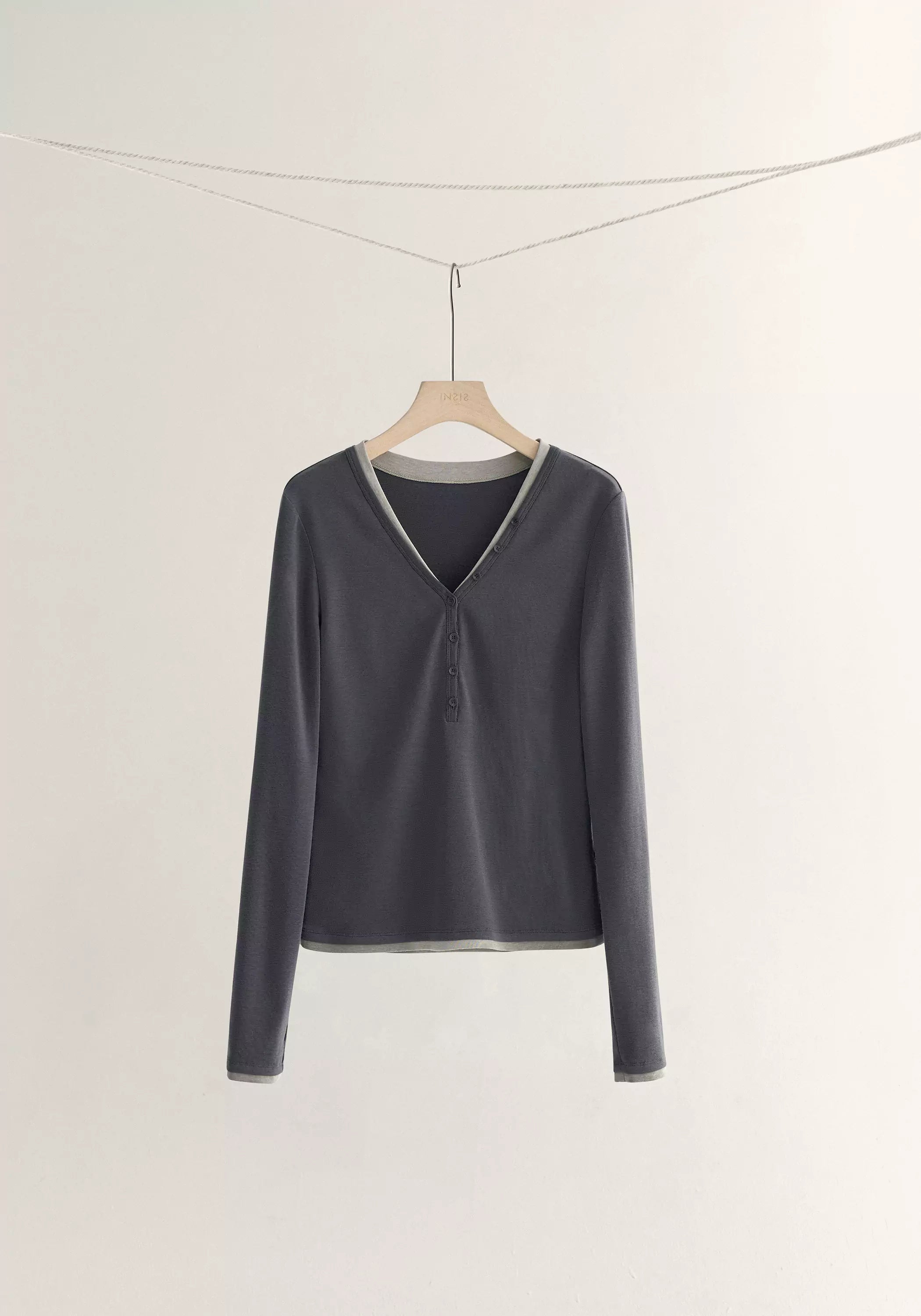 #color_dark gray