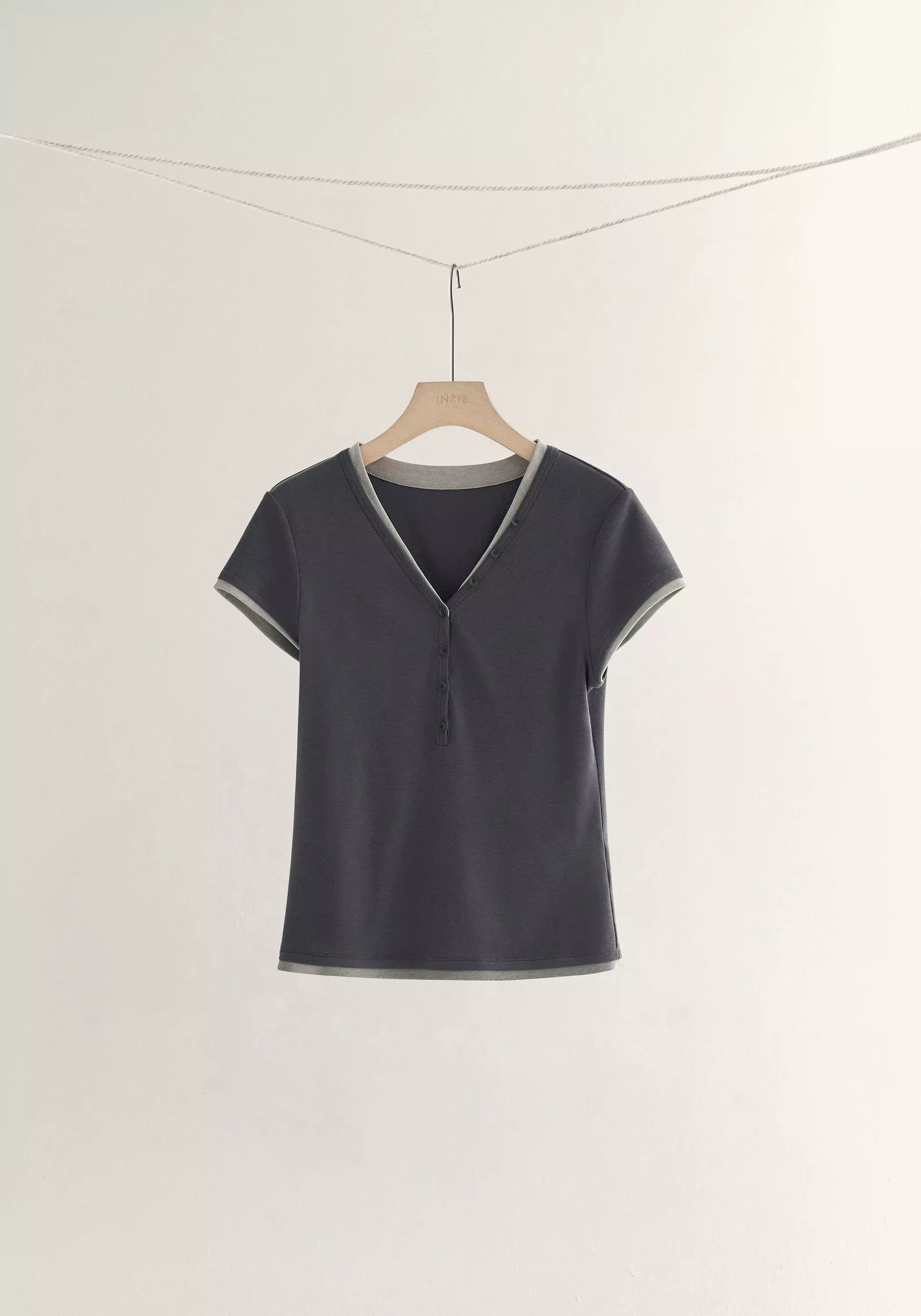 #color_dark gray