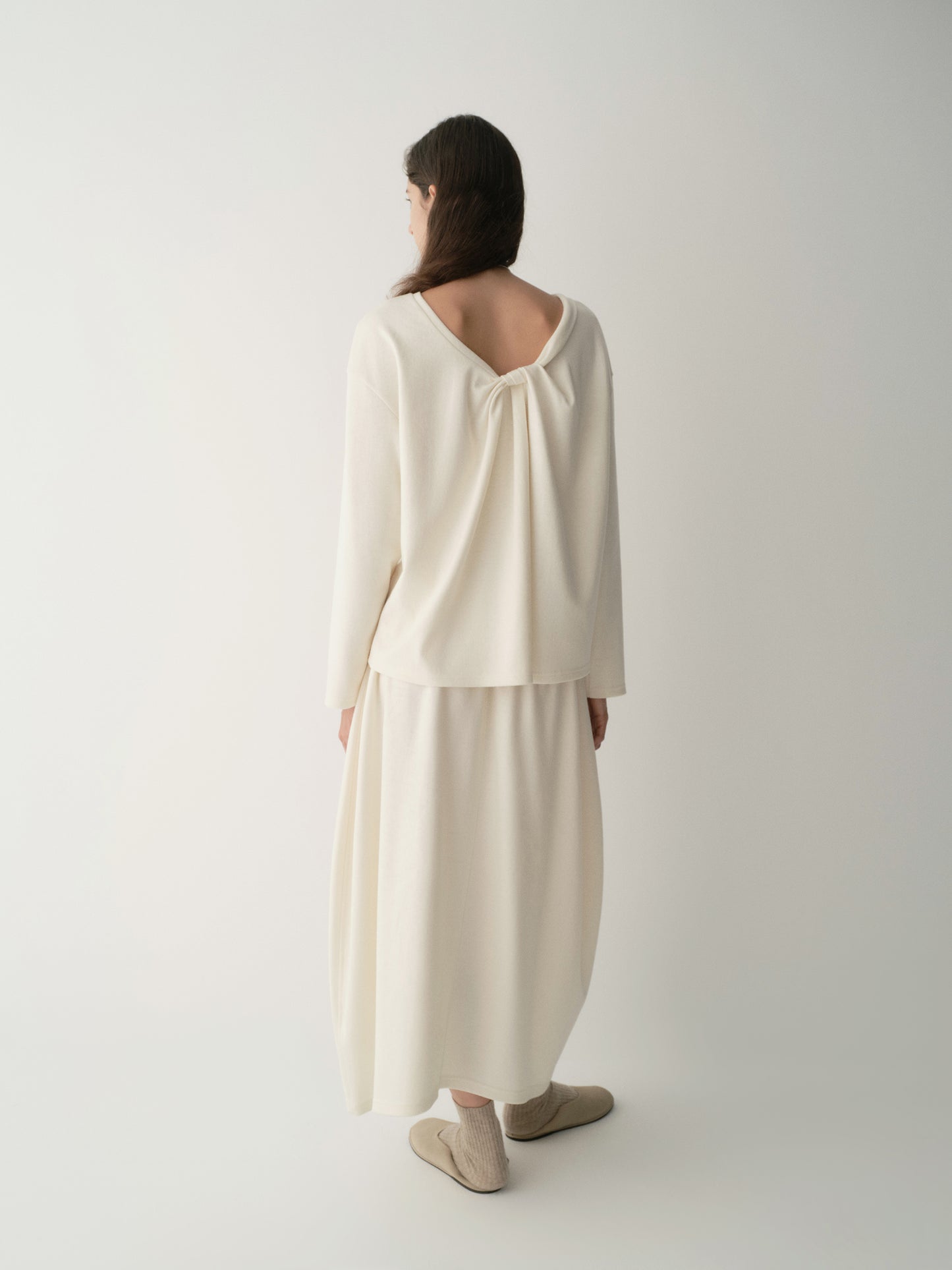 #color_cream white