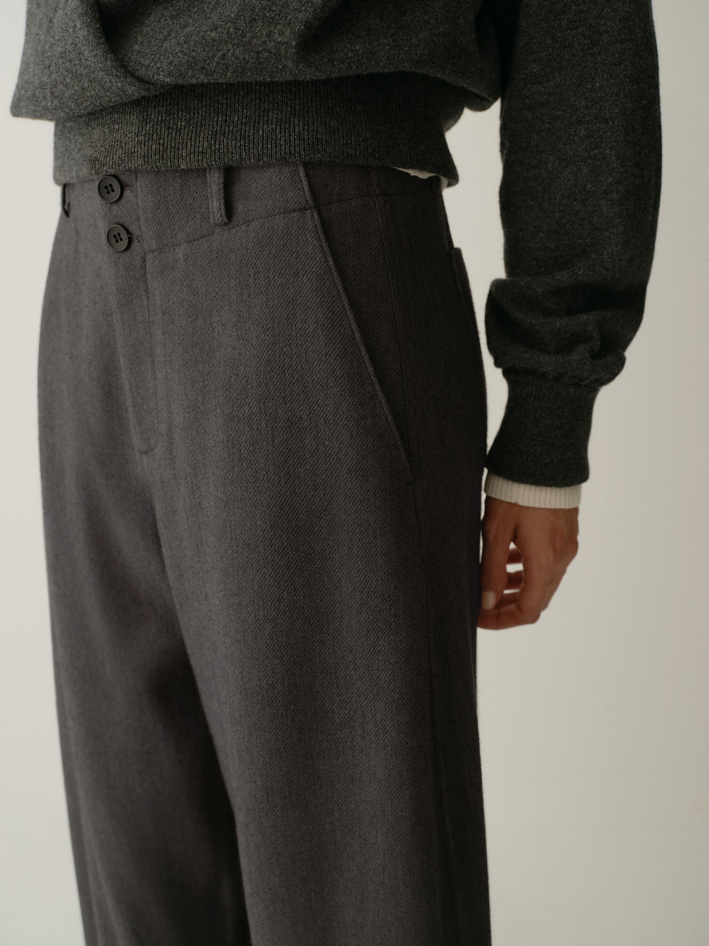 #color_mid gray