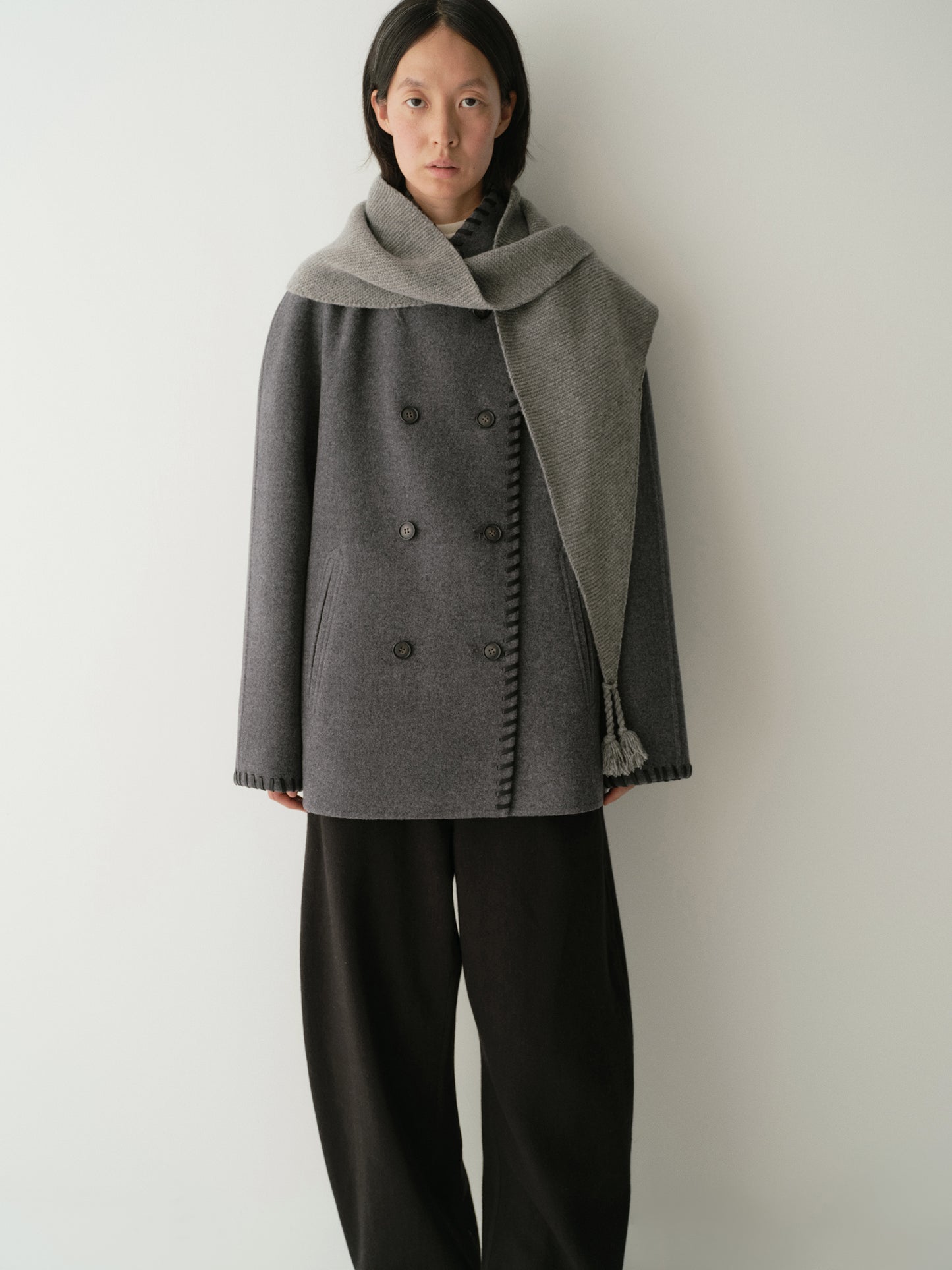 #color_mid gray