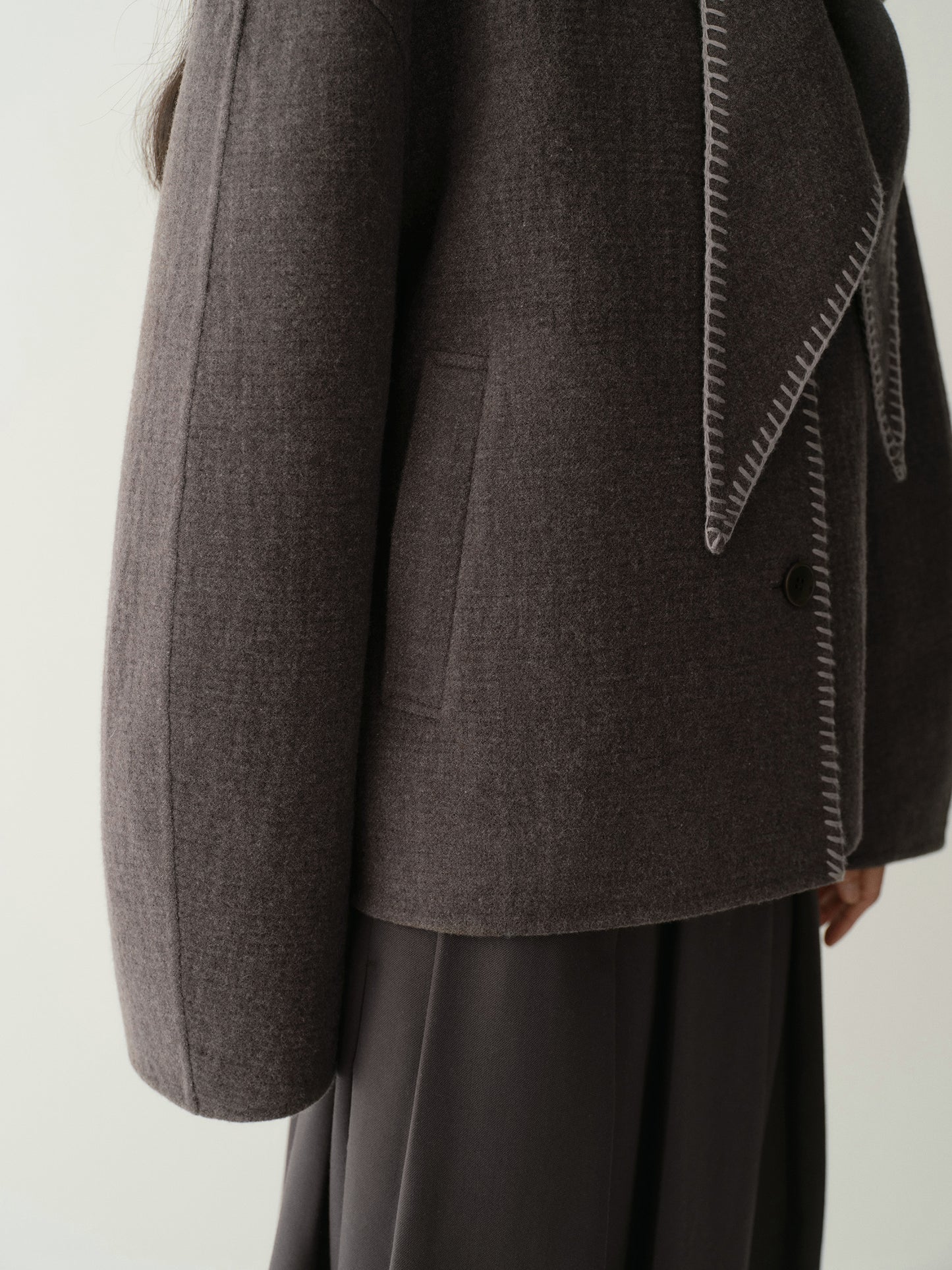 #color_mid gray