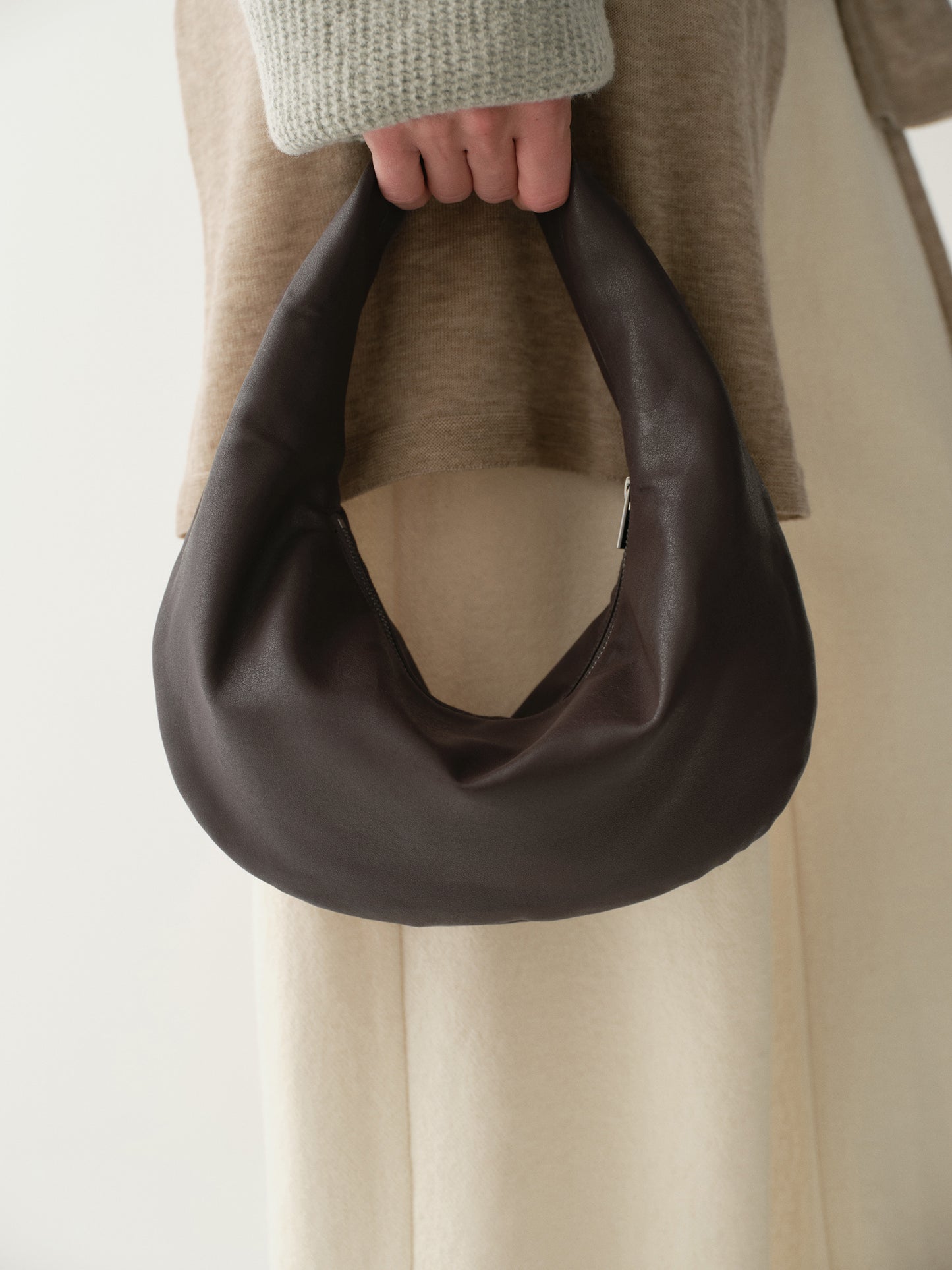 #color_raw umber