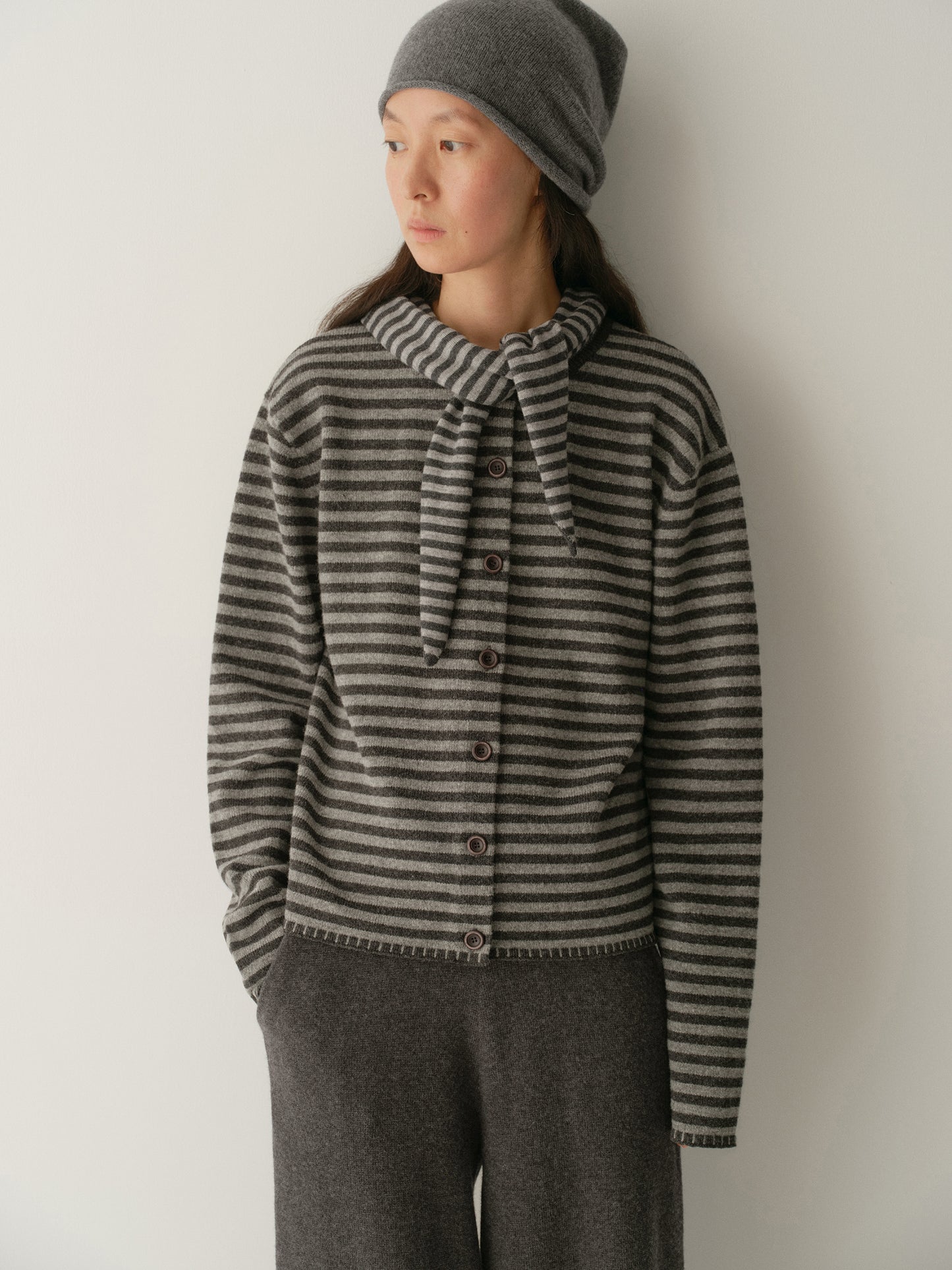 #color_dark gray