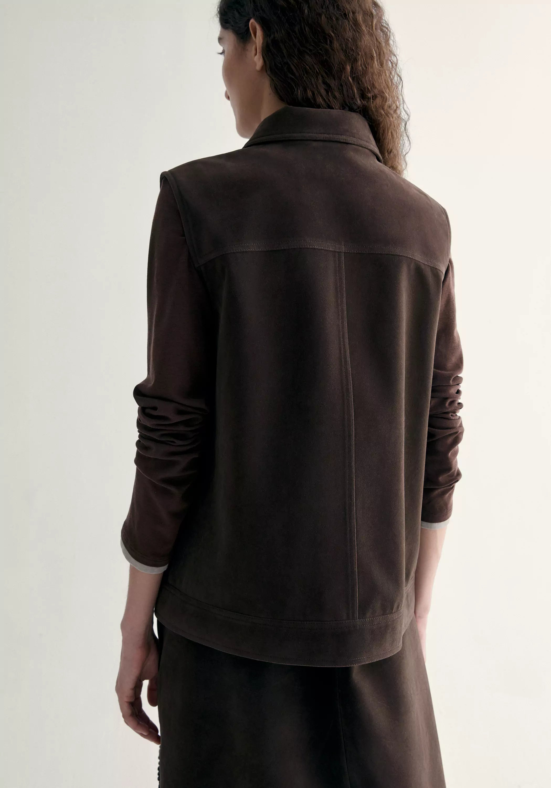 #color_raw umber