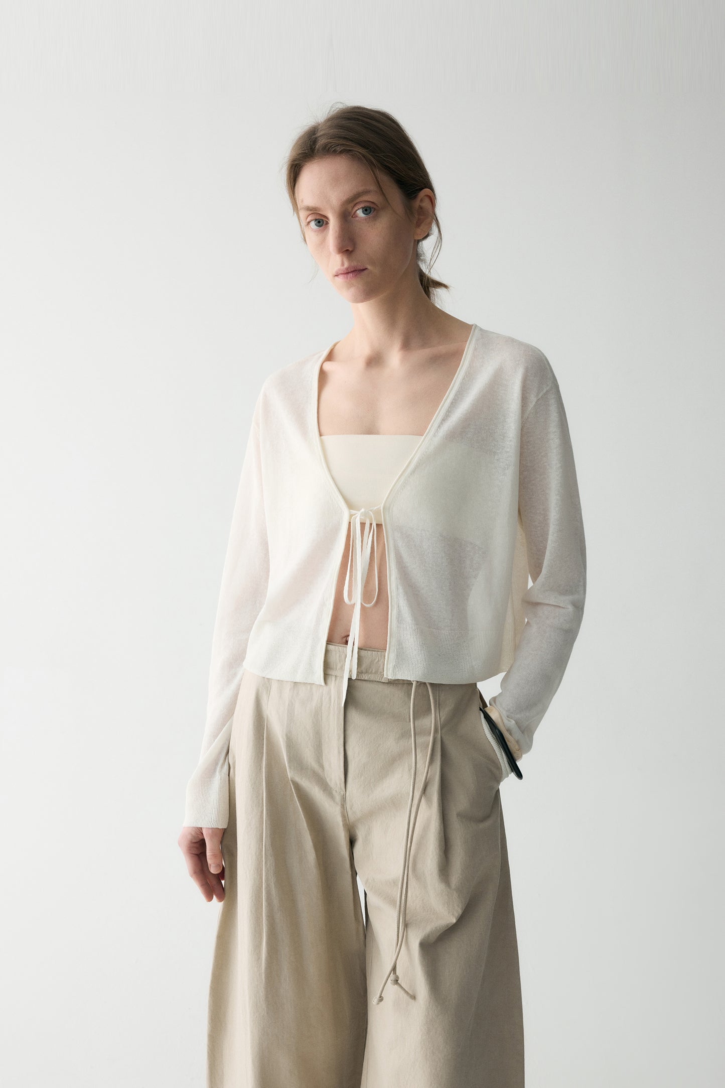 #color_off white
