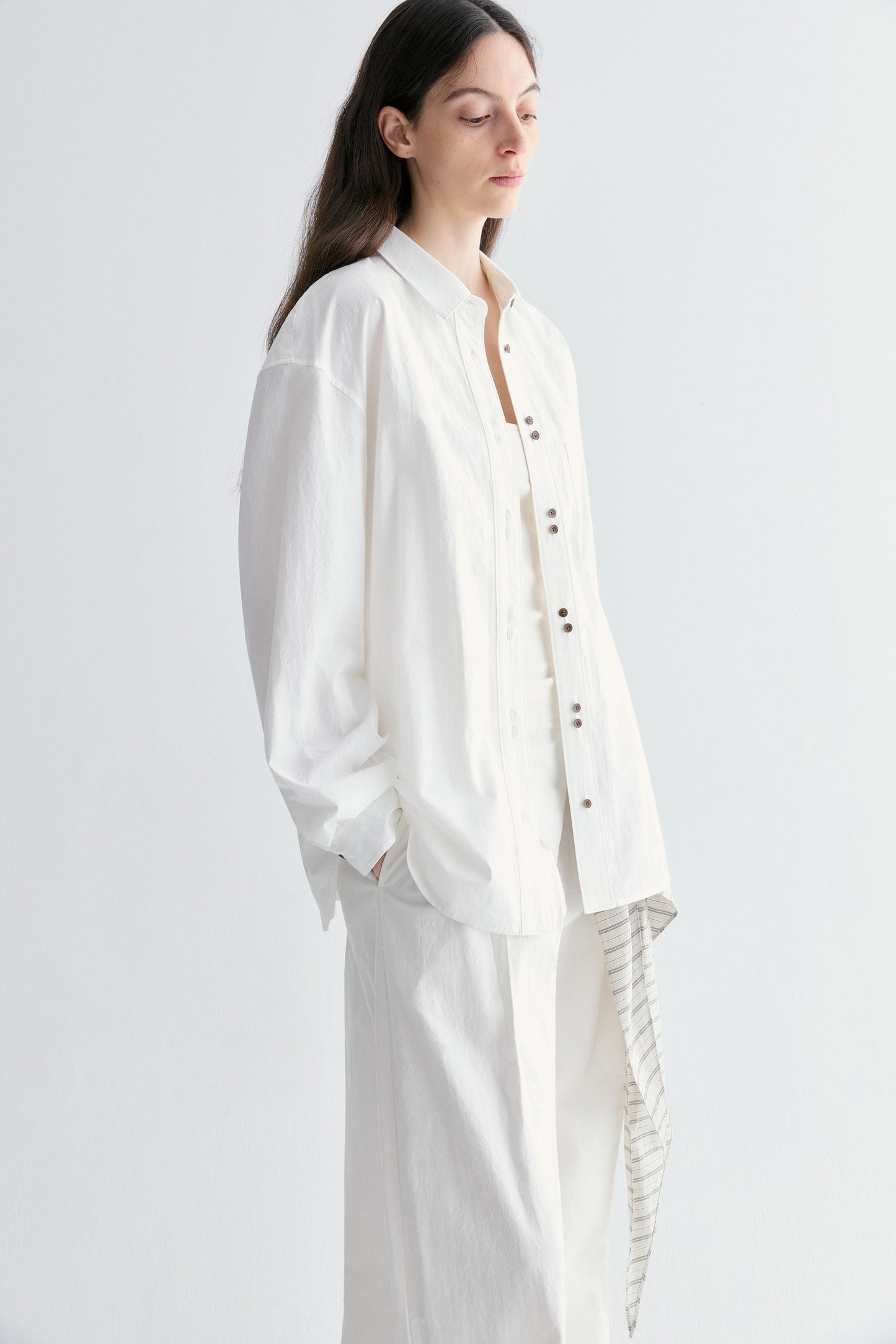 #color_off white