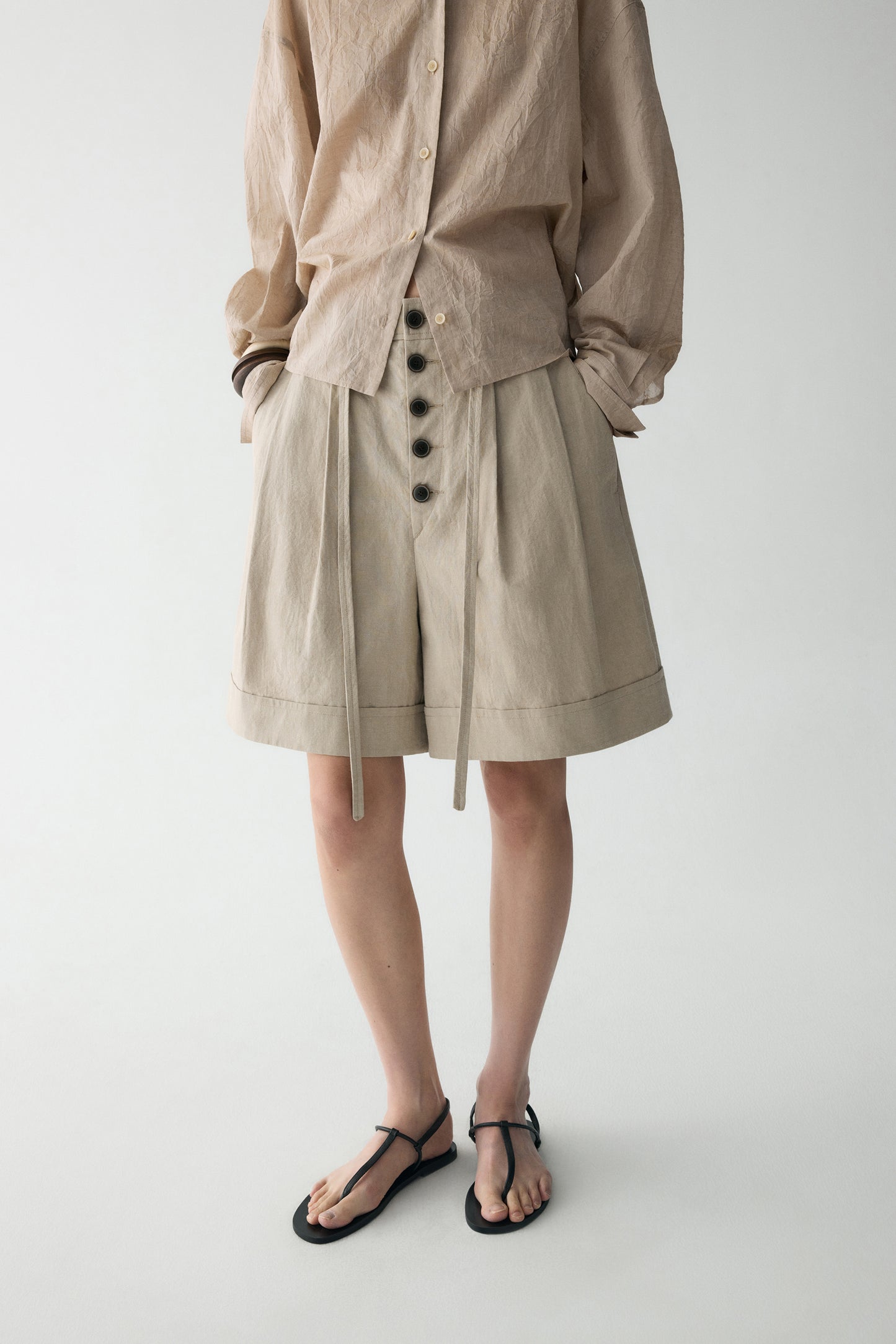 #color_light khaki