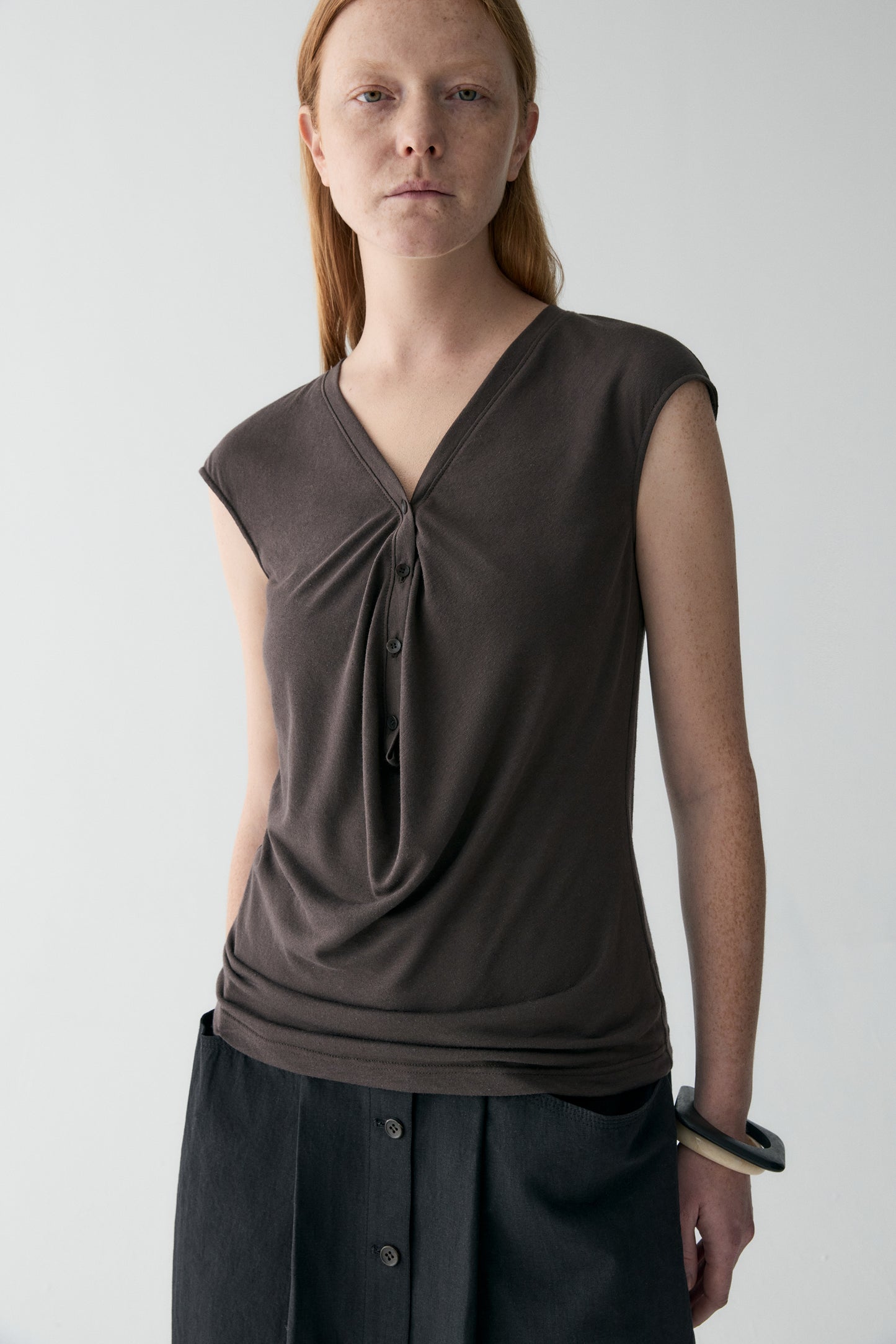 #color_raw umber