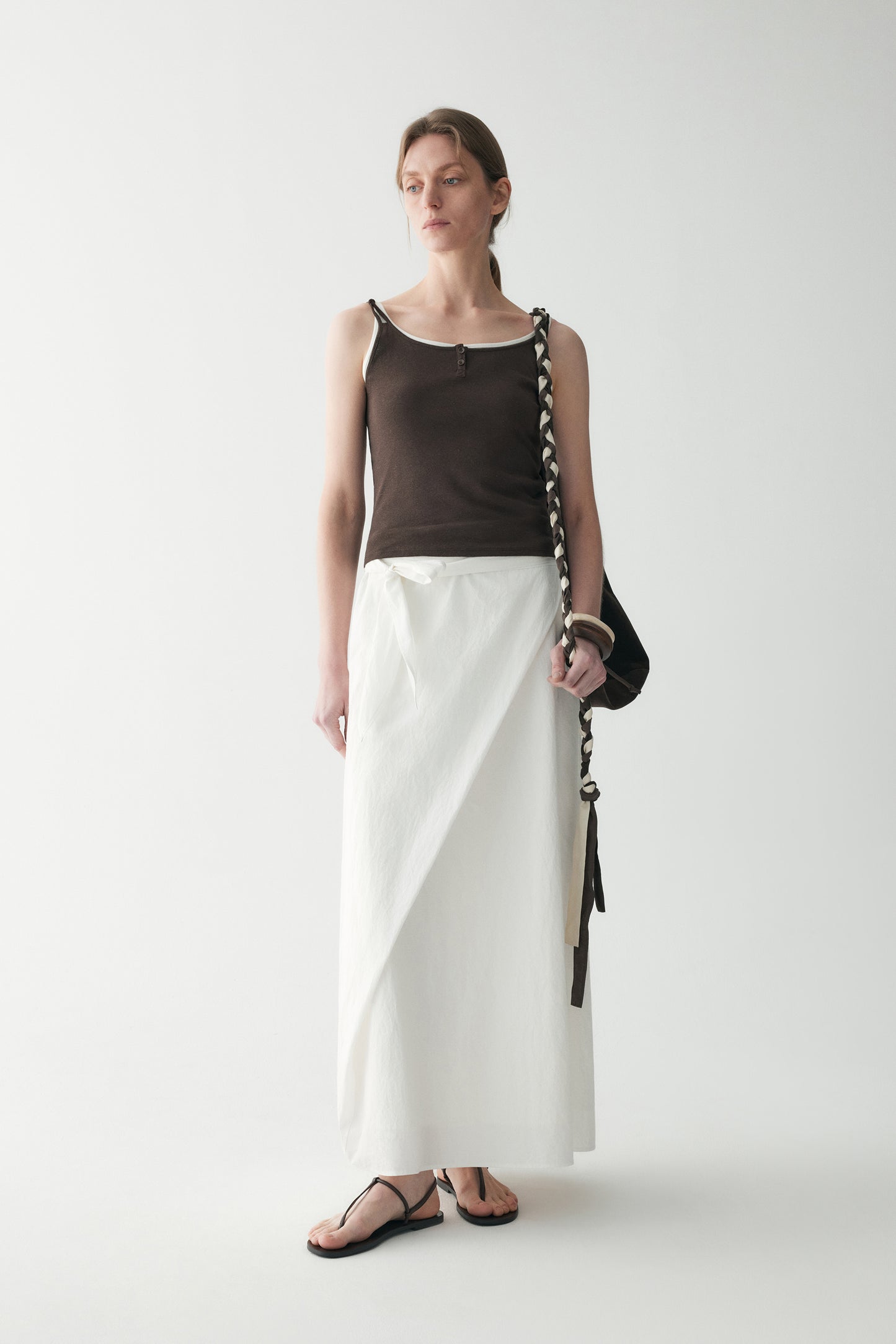 #color_off white